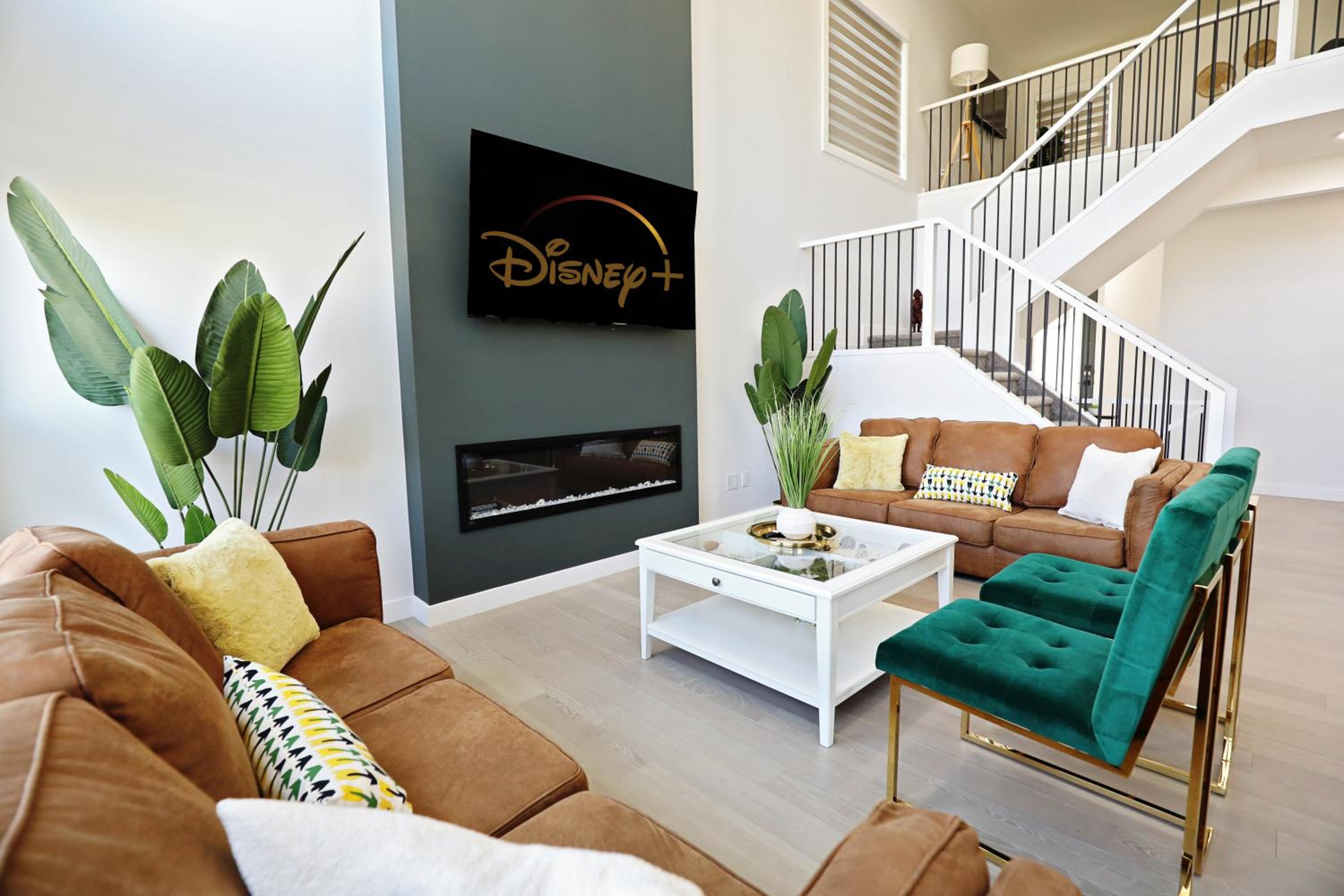 Luxury Retreat With AC Fireplace Garage Disney