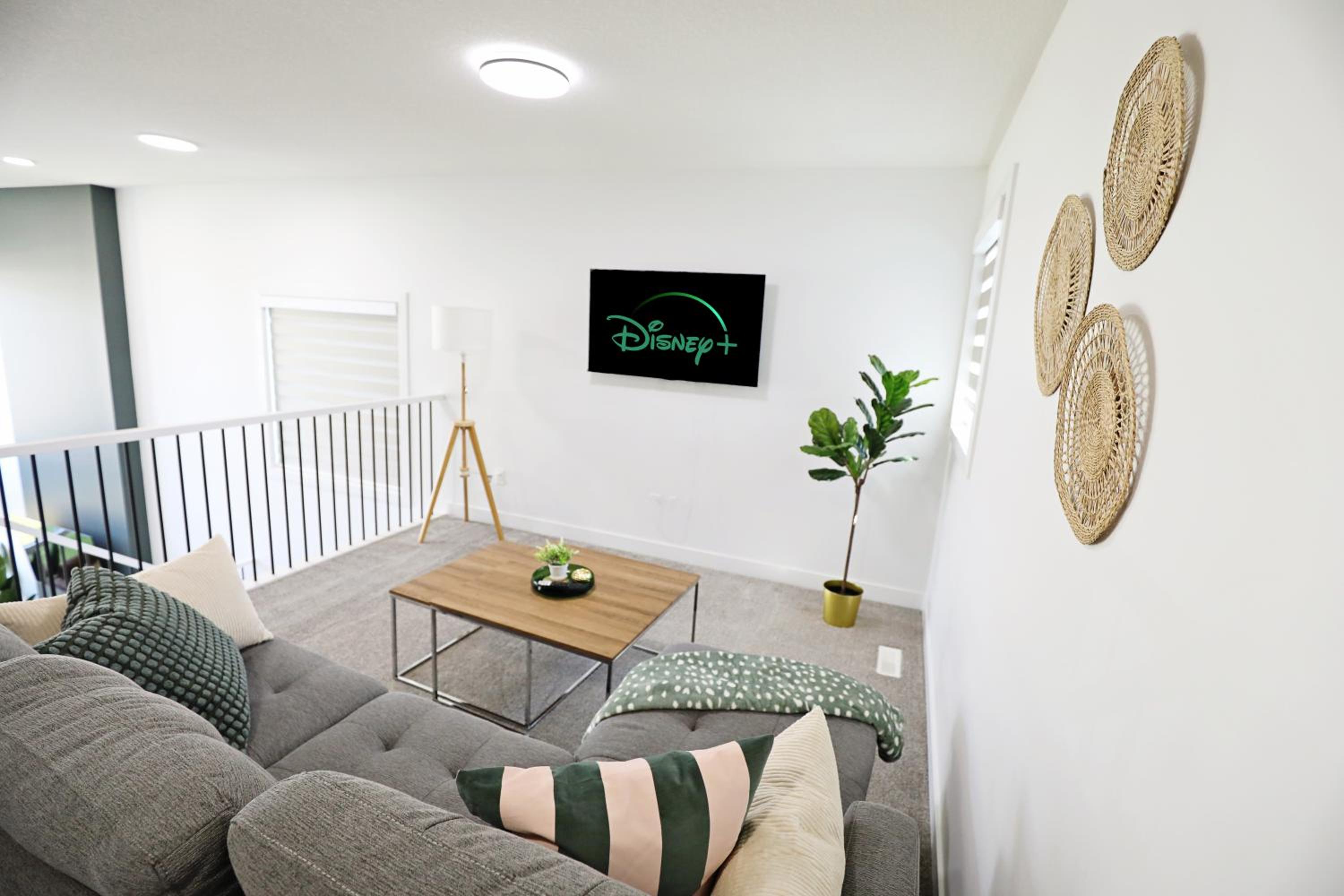 Luxury Retreat With AC Fireplace Garage Disney