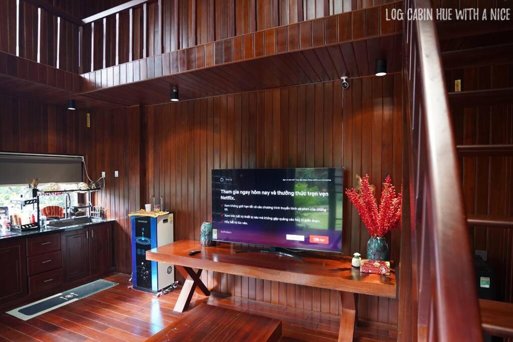 Nhà gỗ Huế với tiệc BBQ ngoài trời ấm cúng view 4