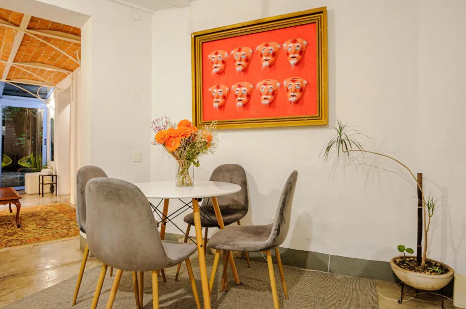 Mexican traditions 1BR garden condo Roma Norte — Mexico City