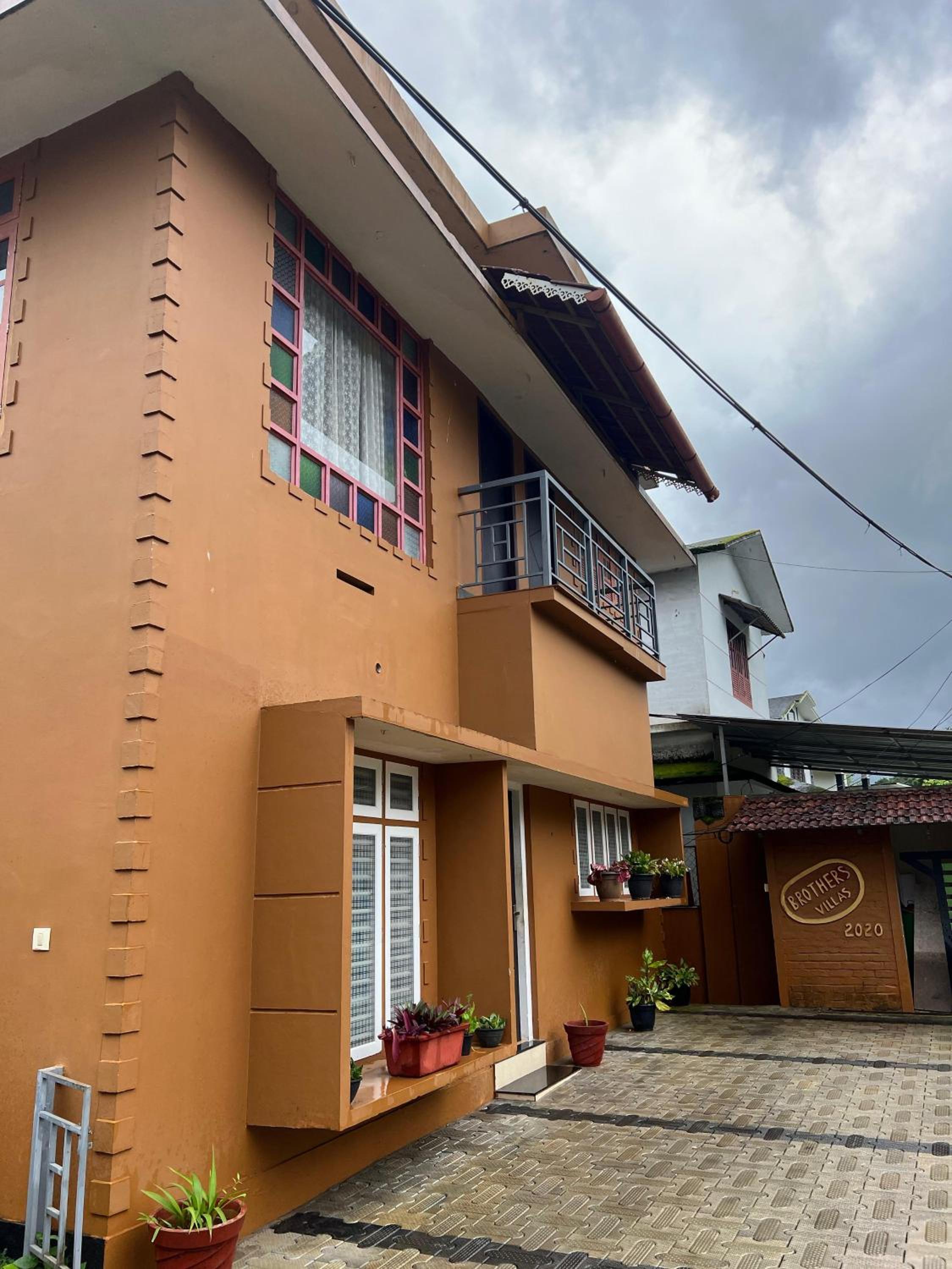 Brothers guest house