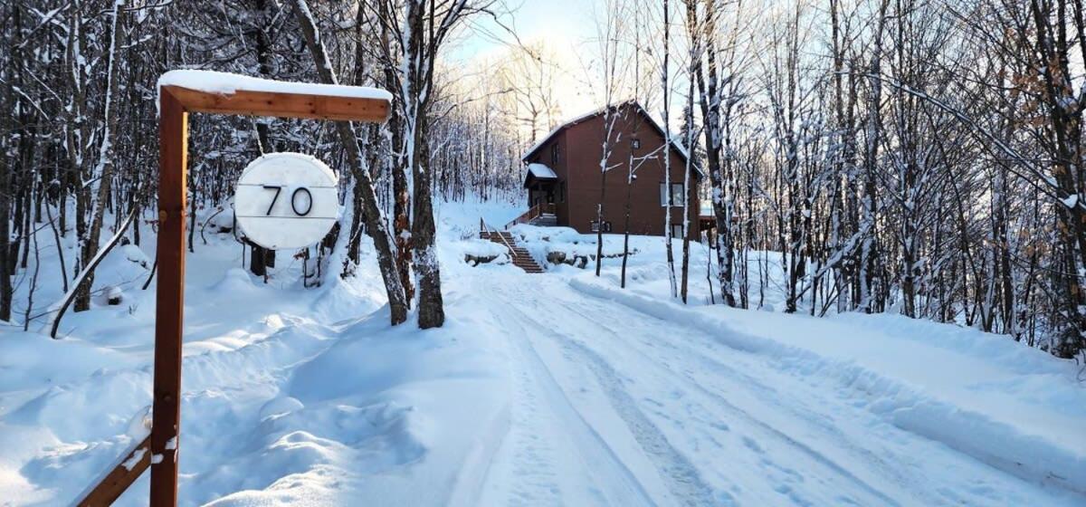 Le Montagnia escape to Tremblant with hot tub