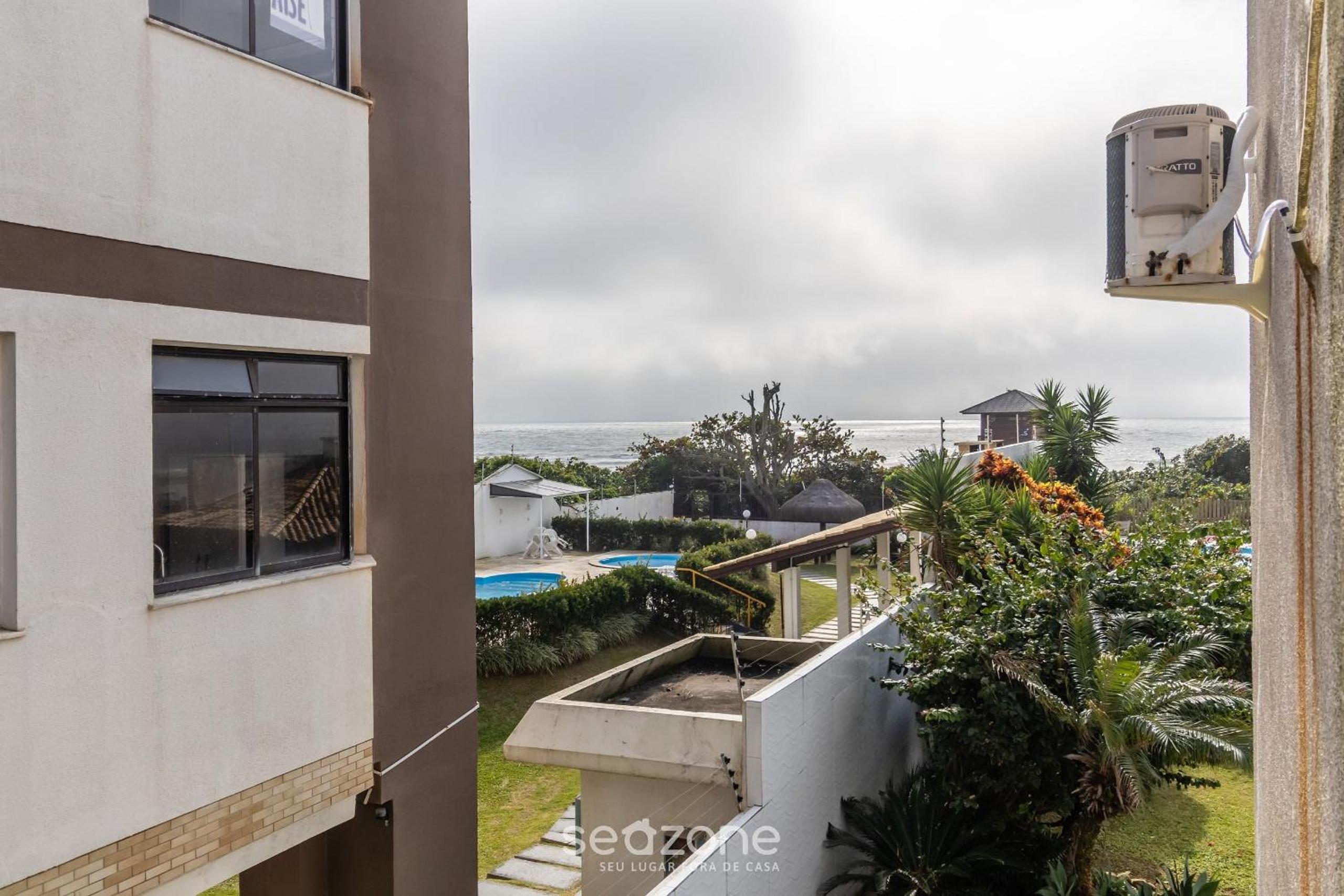 Oceanfront Condo with Pool in Floripa - IDA