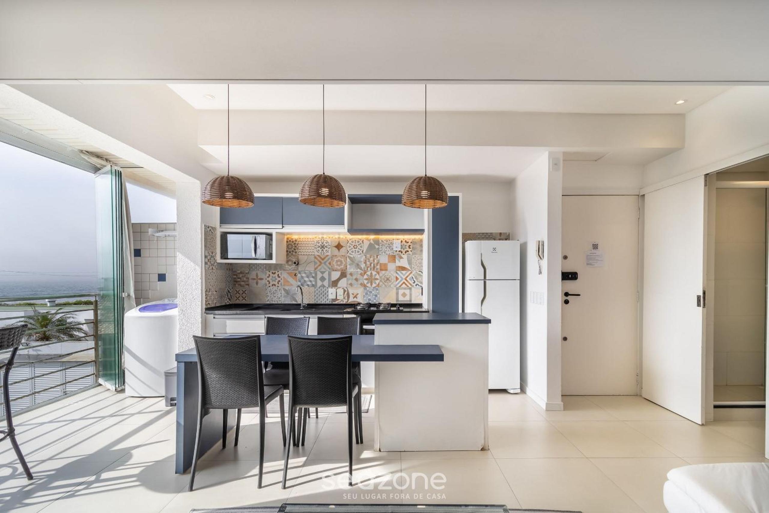 Oceanfront Condo with Pool in Floripa - IDA