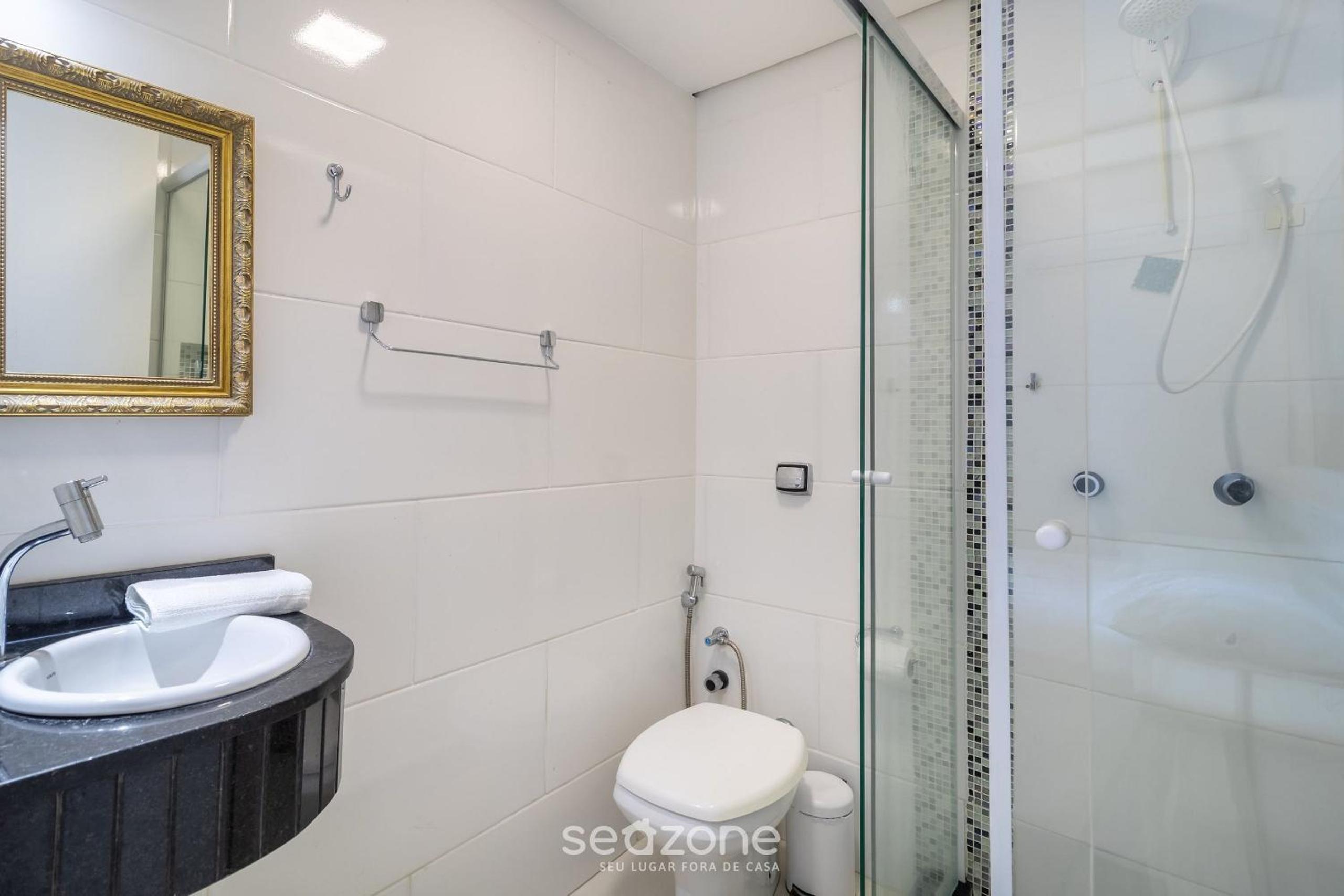 Oceanfront Condo with Pool in Floripa - IDA