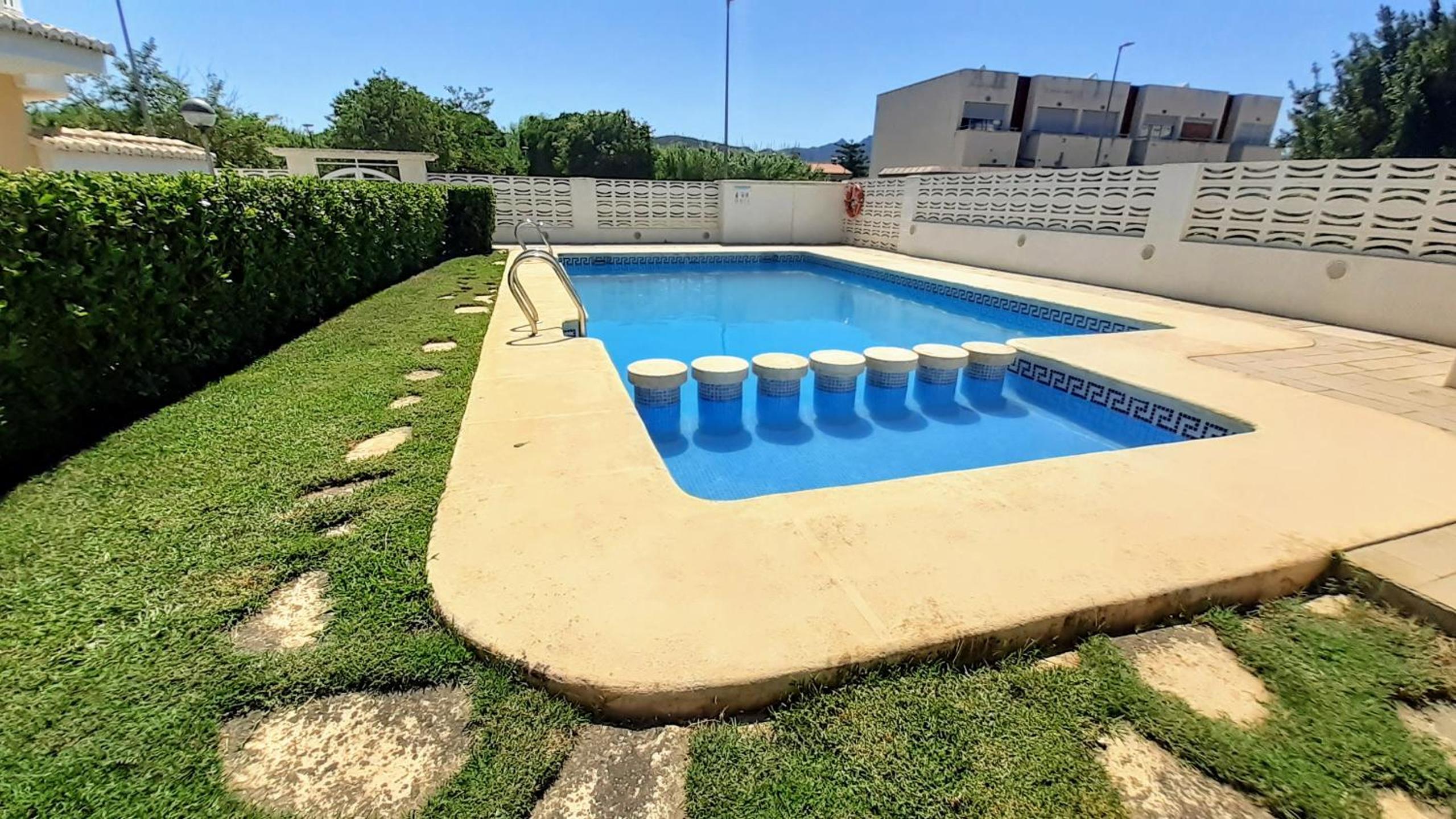 Solo familias Dúplex en Casa adosada