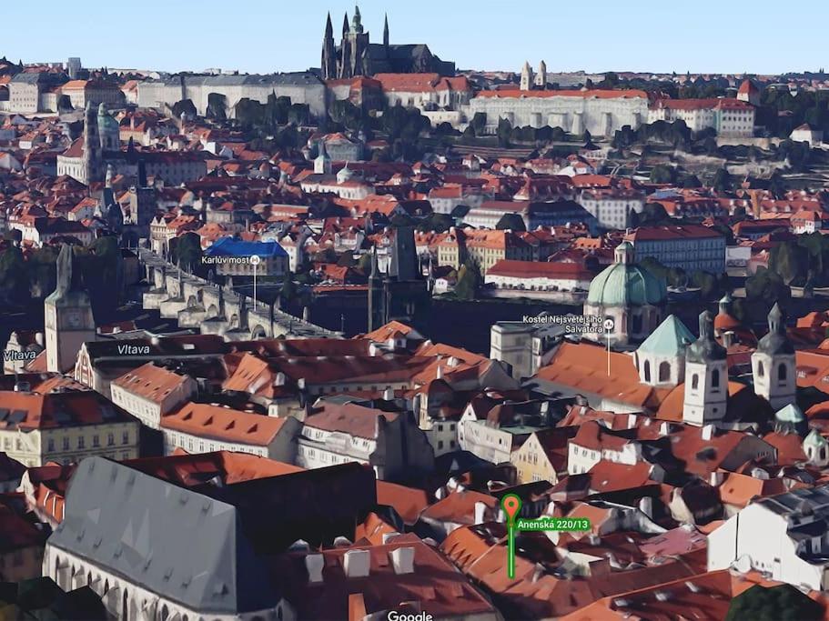 Old Town Herberghaus, 250m to Charles Bridge