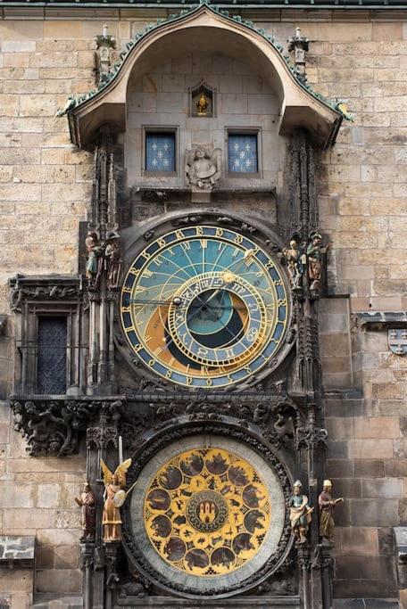Old Town Herberghaus, 250m to Charles Bridge