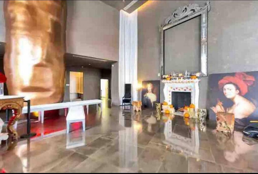 Luxurious Stunning Views condo