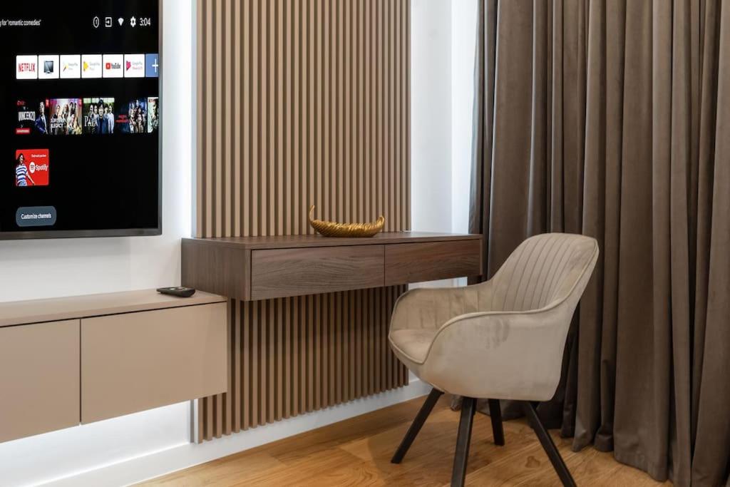 Business Panorama Loft 5star Location, Queen Beds view 2