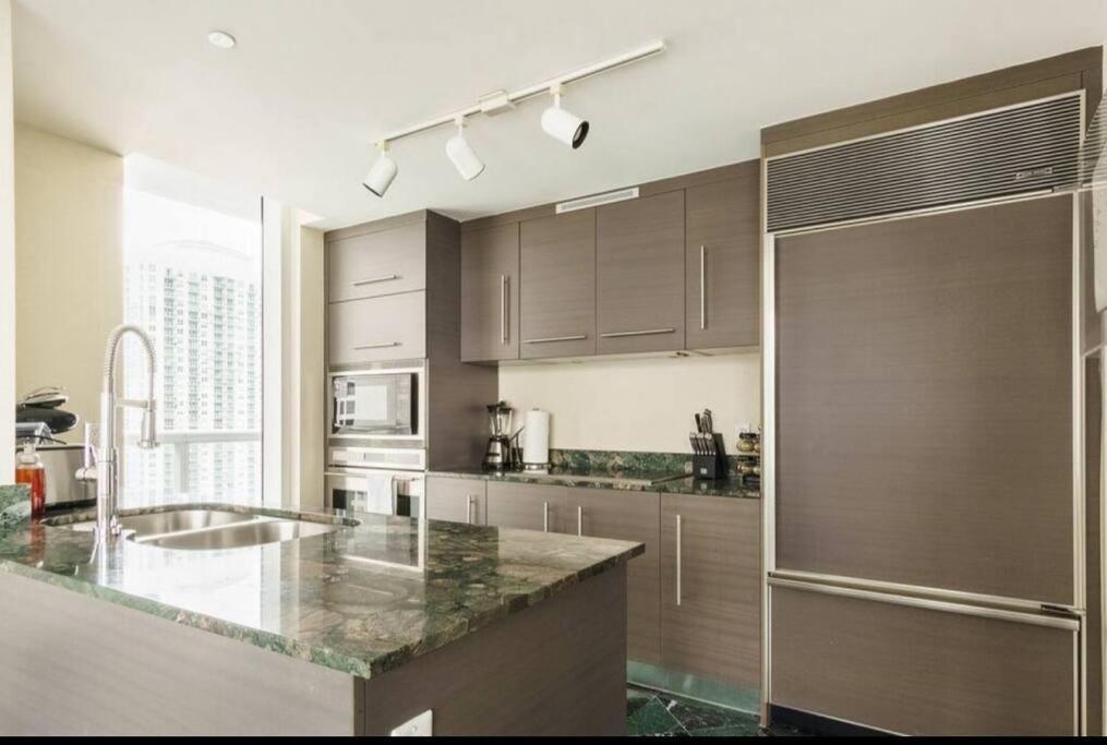 Luxurious Stunning Views condo