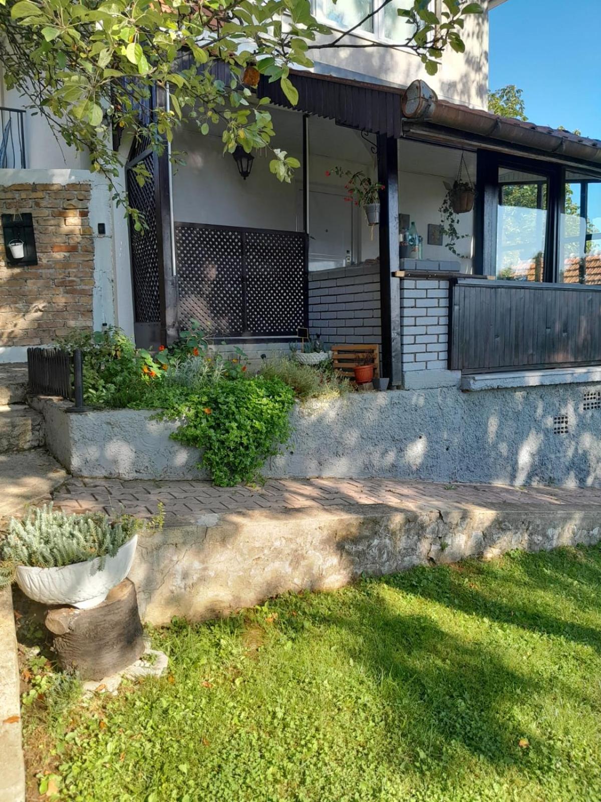 Apartman Nej&Se Ravne