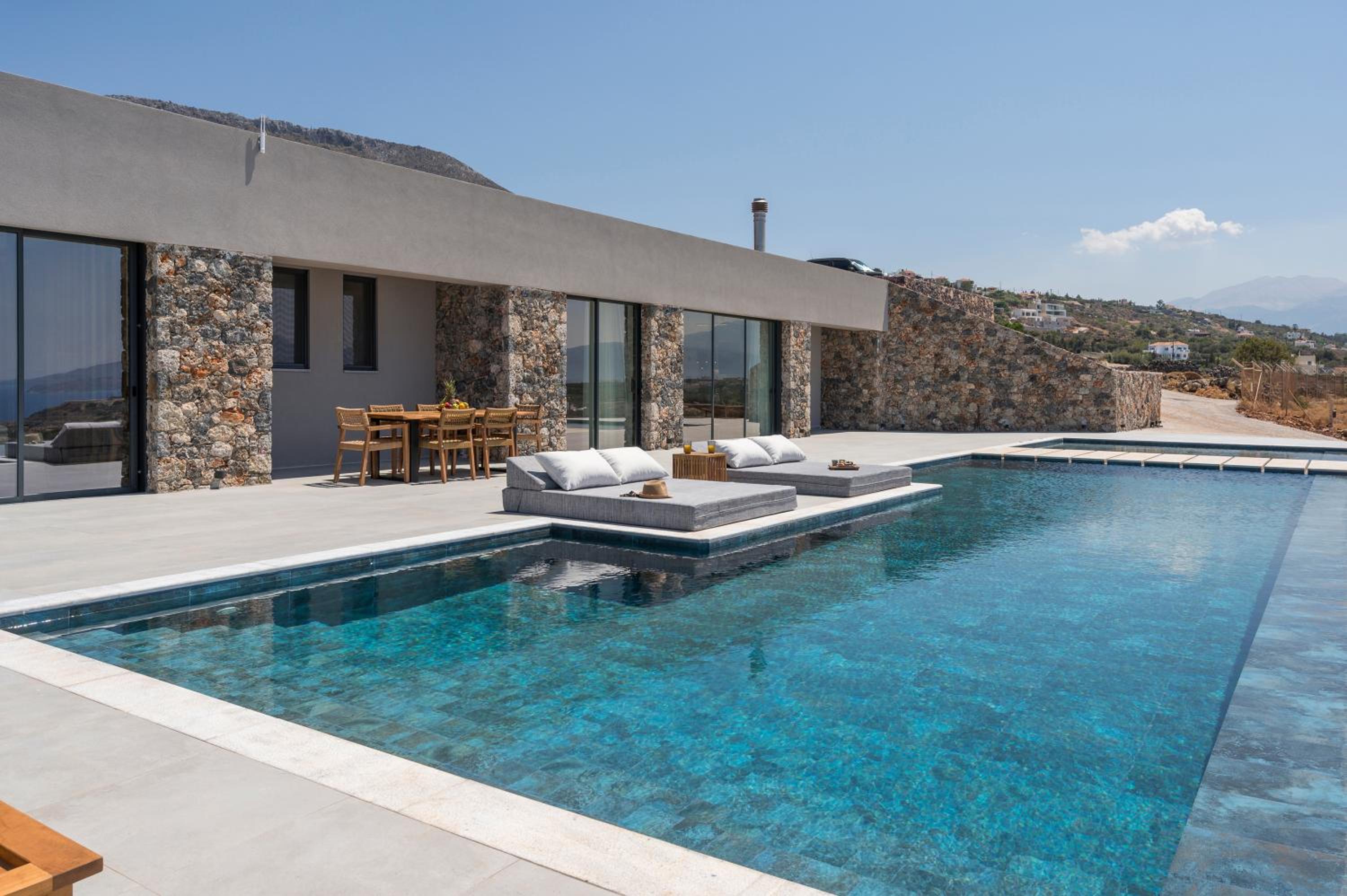 Astelia Villa