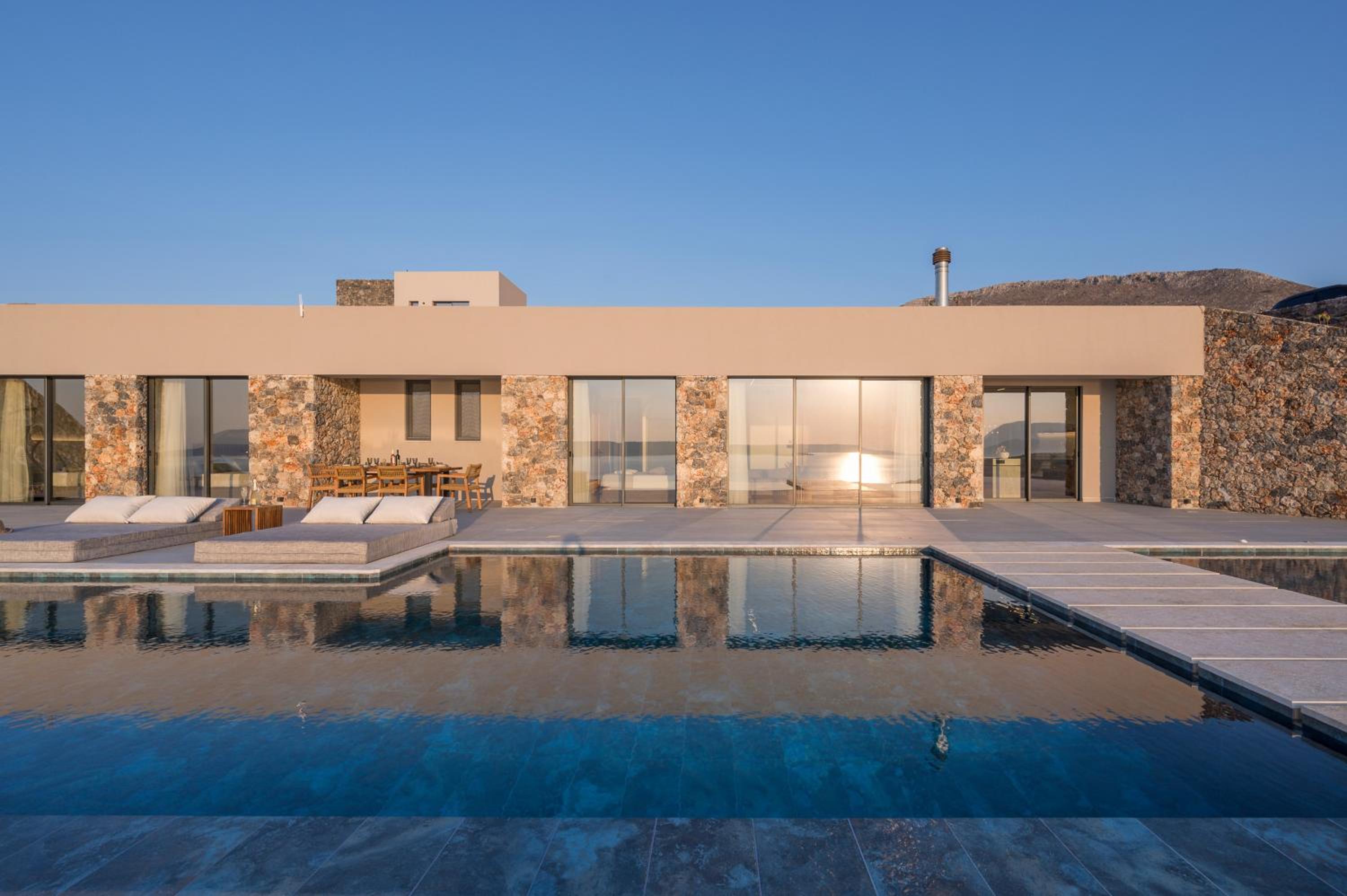 Astelia Villa