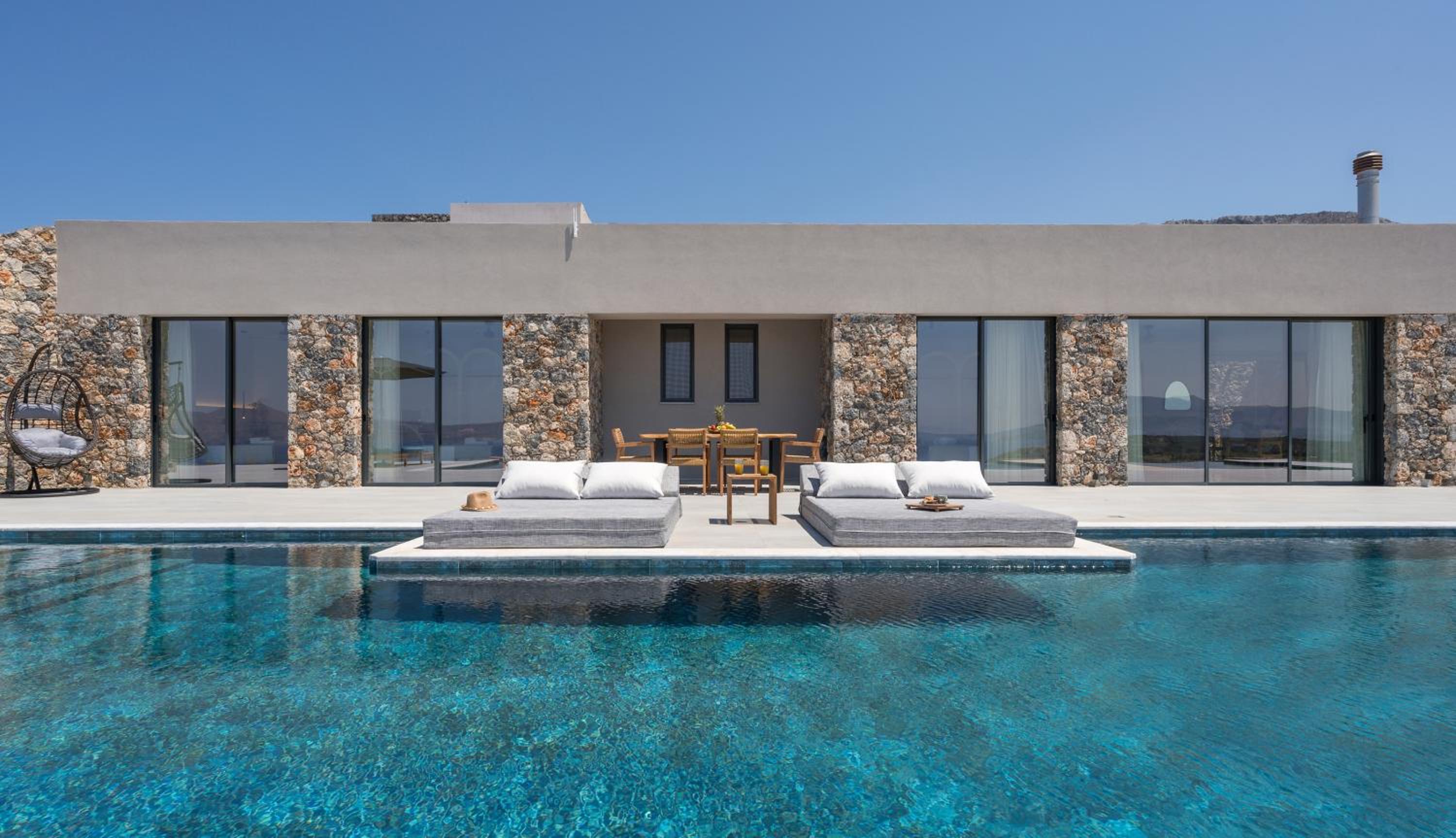 Astelia Villa
