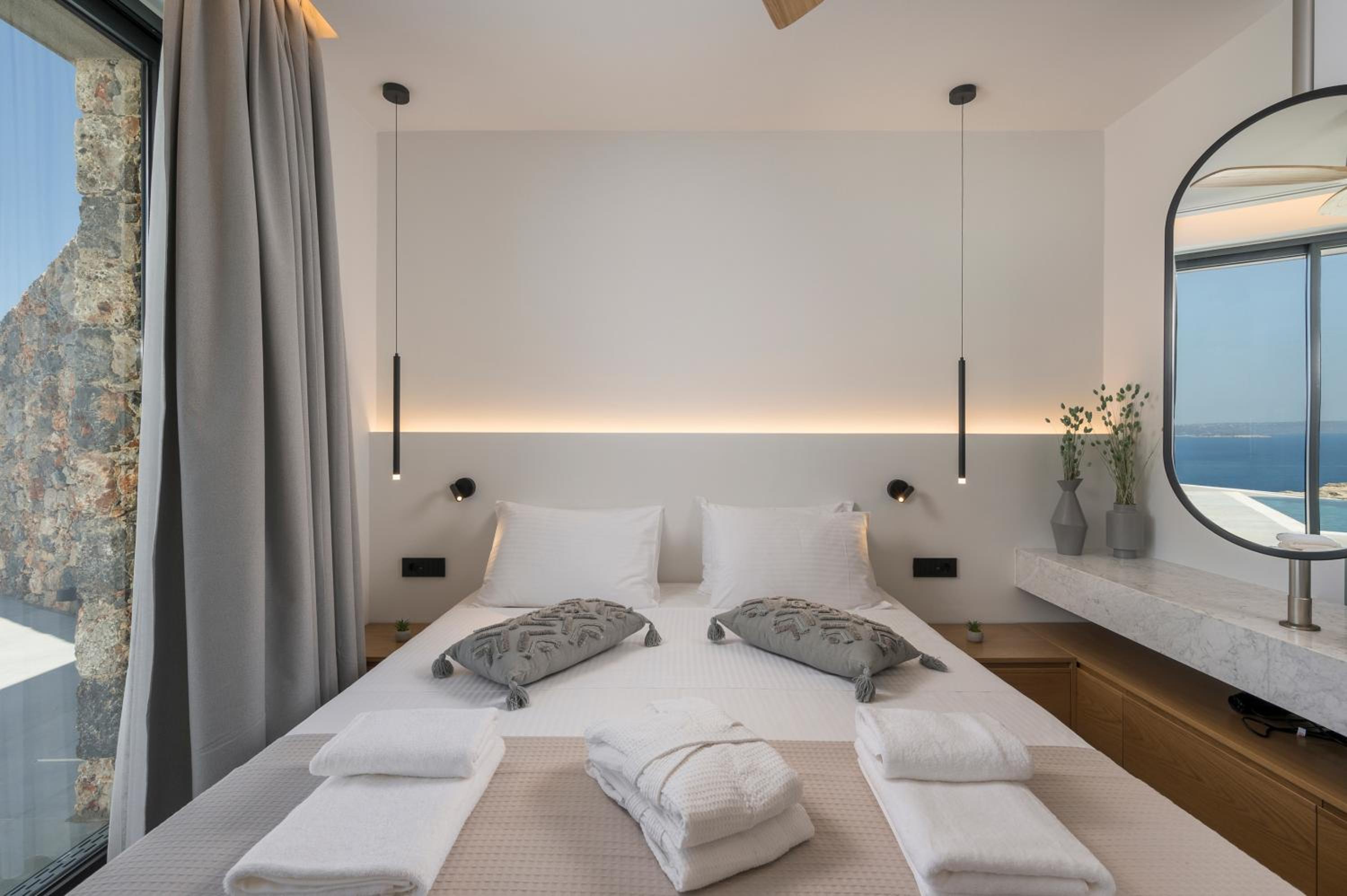 Astelia Villa