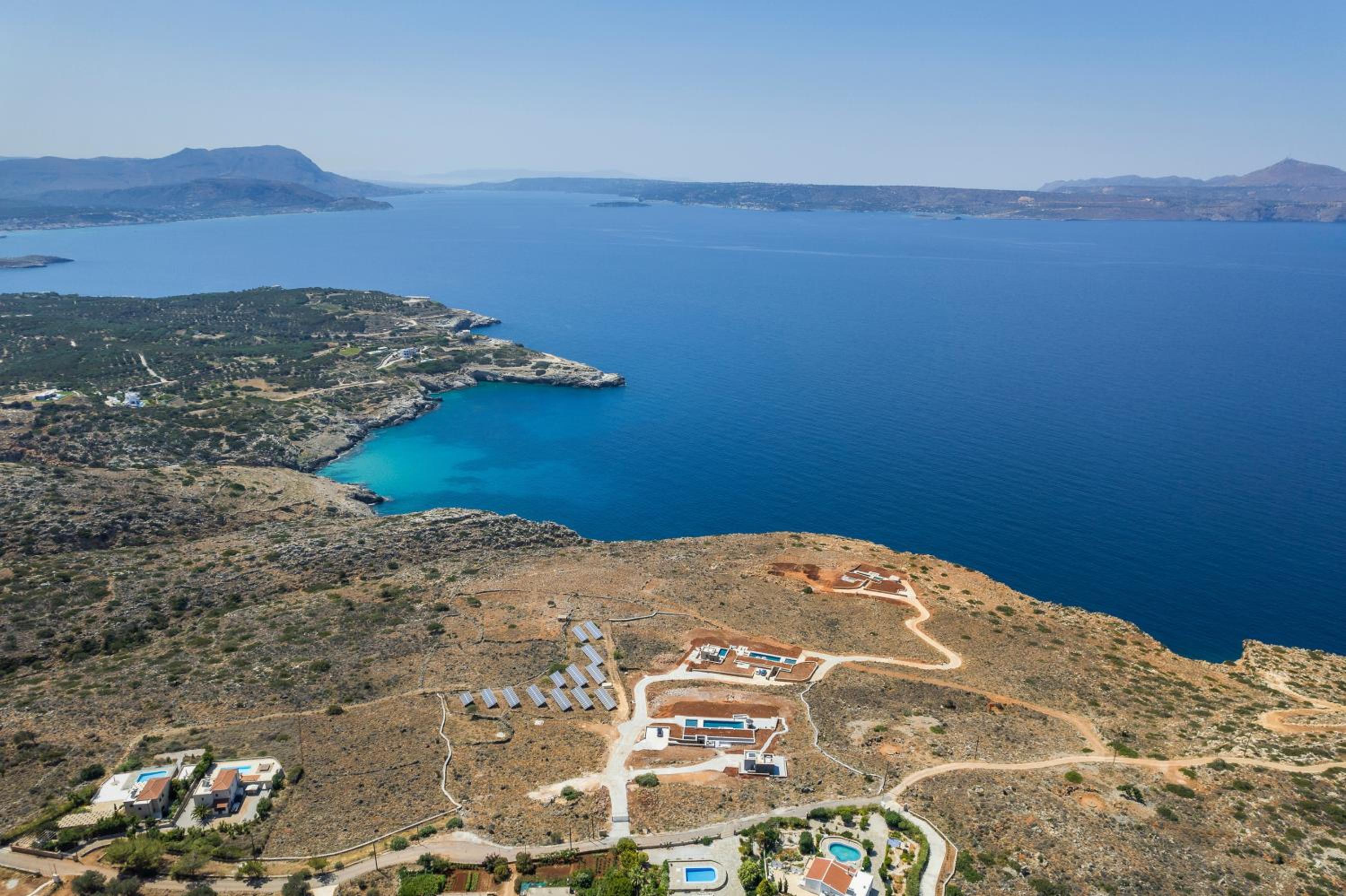 Astelia Villa