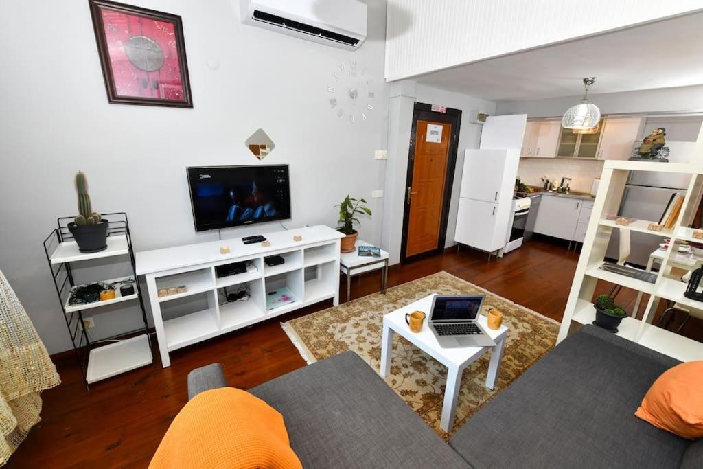 The Maiden Tower From Your Bedroom Romantic View, In Taksim Square