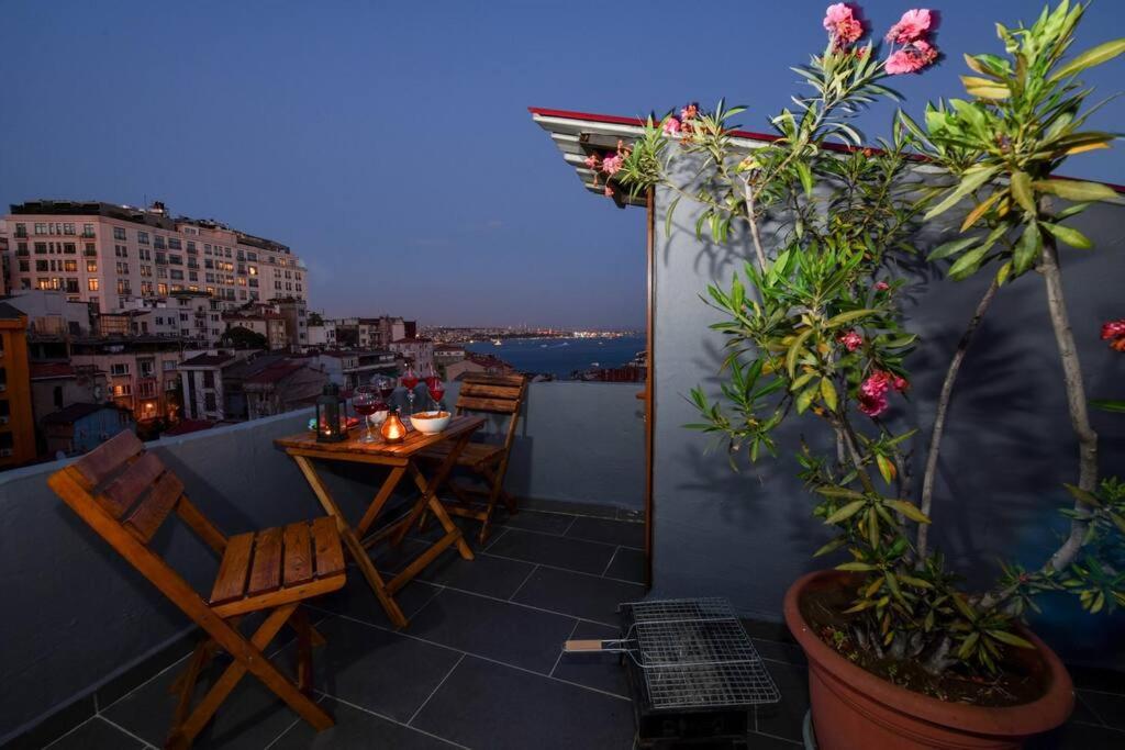 The Maiden Tower From Your Bedroom Romantic View, In Taksim Square