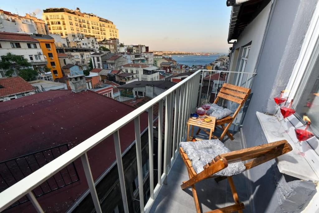 The Maiden Tower From Your Bedroom Romantic View, In Taksim Square