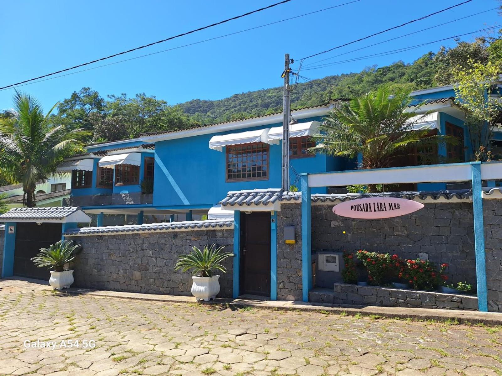 Pousada Lara Mar - Tabatinga - Ubatuba