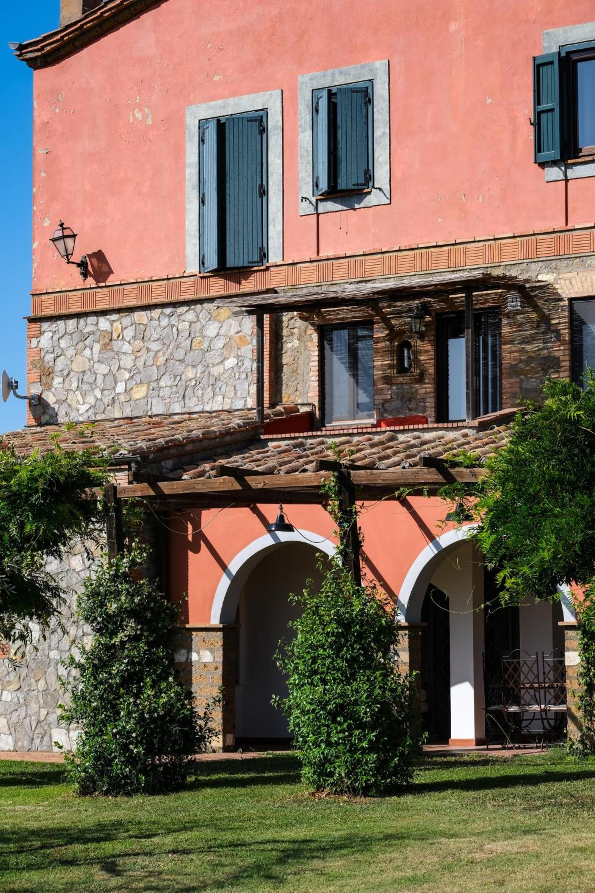 Casale Beatrice degli Ulivi view 4