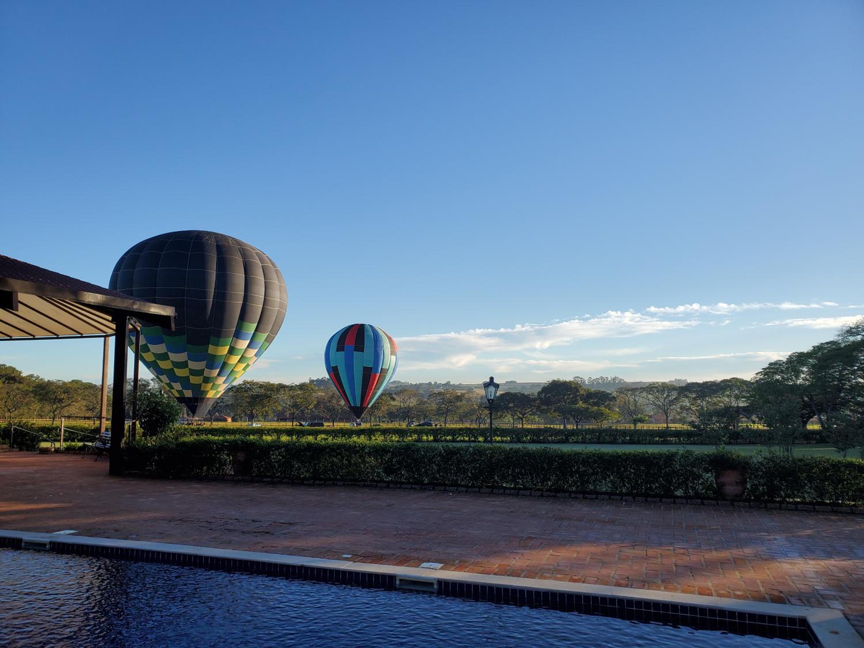 Grande Casa com Lazer, Jardim e dentro de um Haras