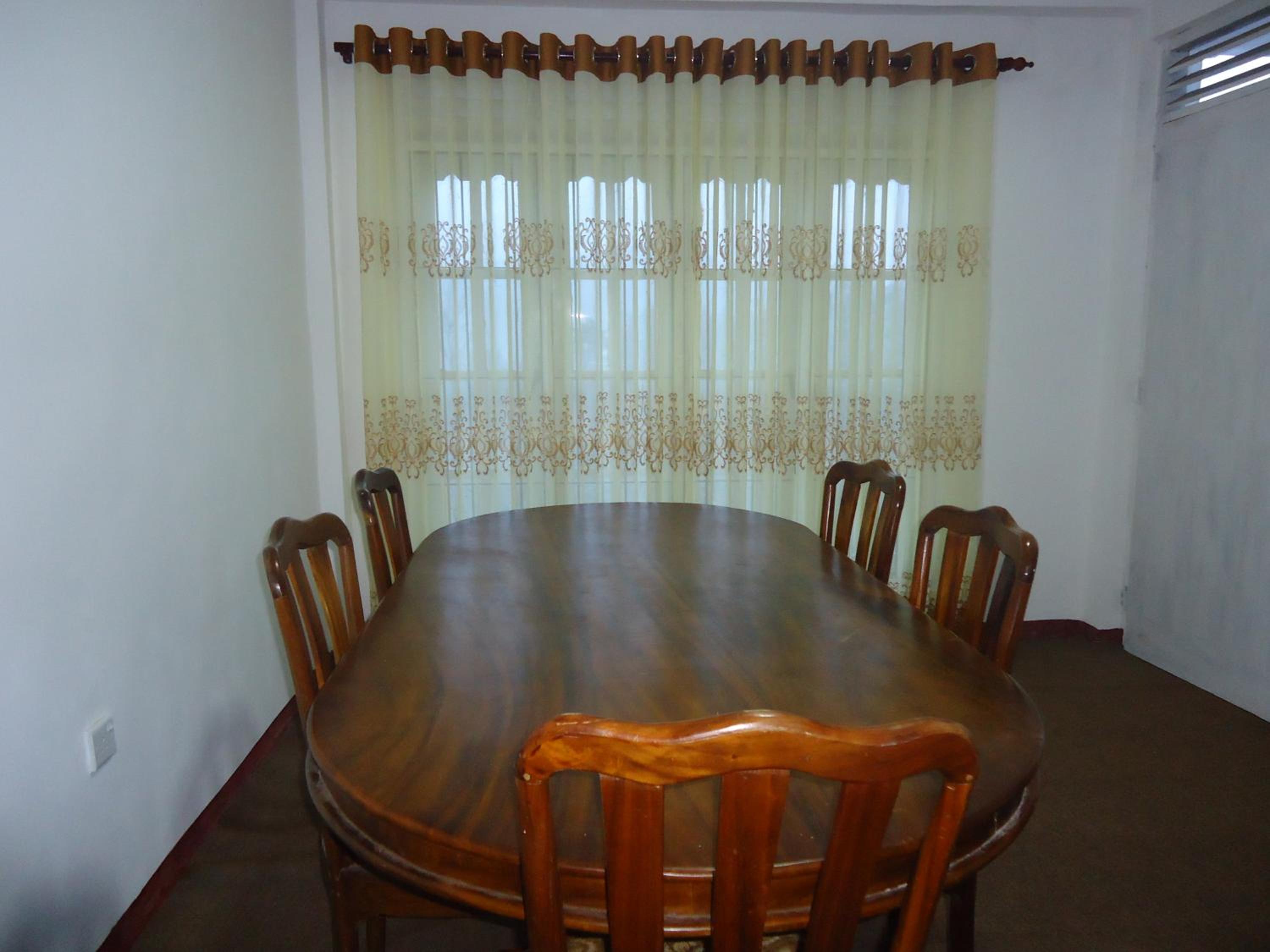 Suntech Holiday Home Bandarawela view 3