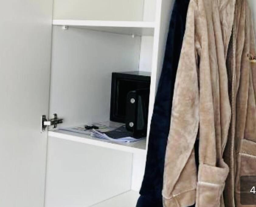 Luxury Suites at The Square Duplex Townhouse view 3