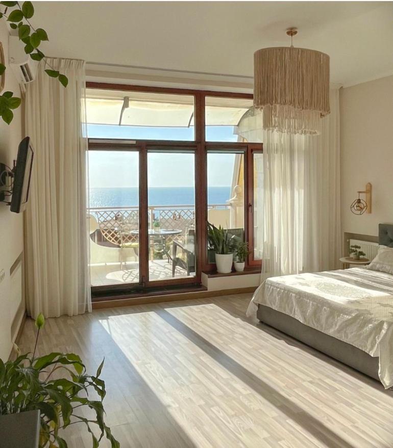 apartment in Arcadia Palace with sea view! view 2