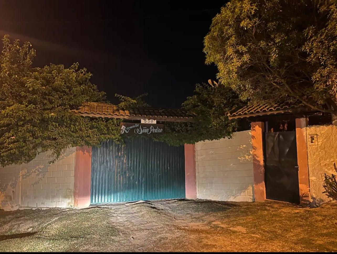 Recanto São Pedro chácara com piscina na Rota do Vinho