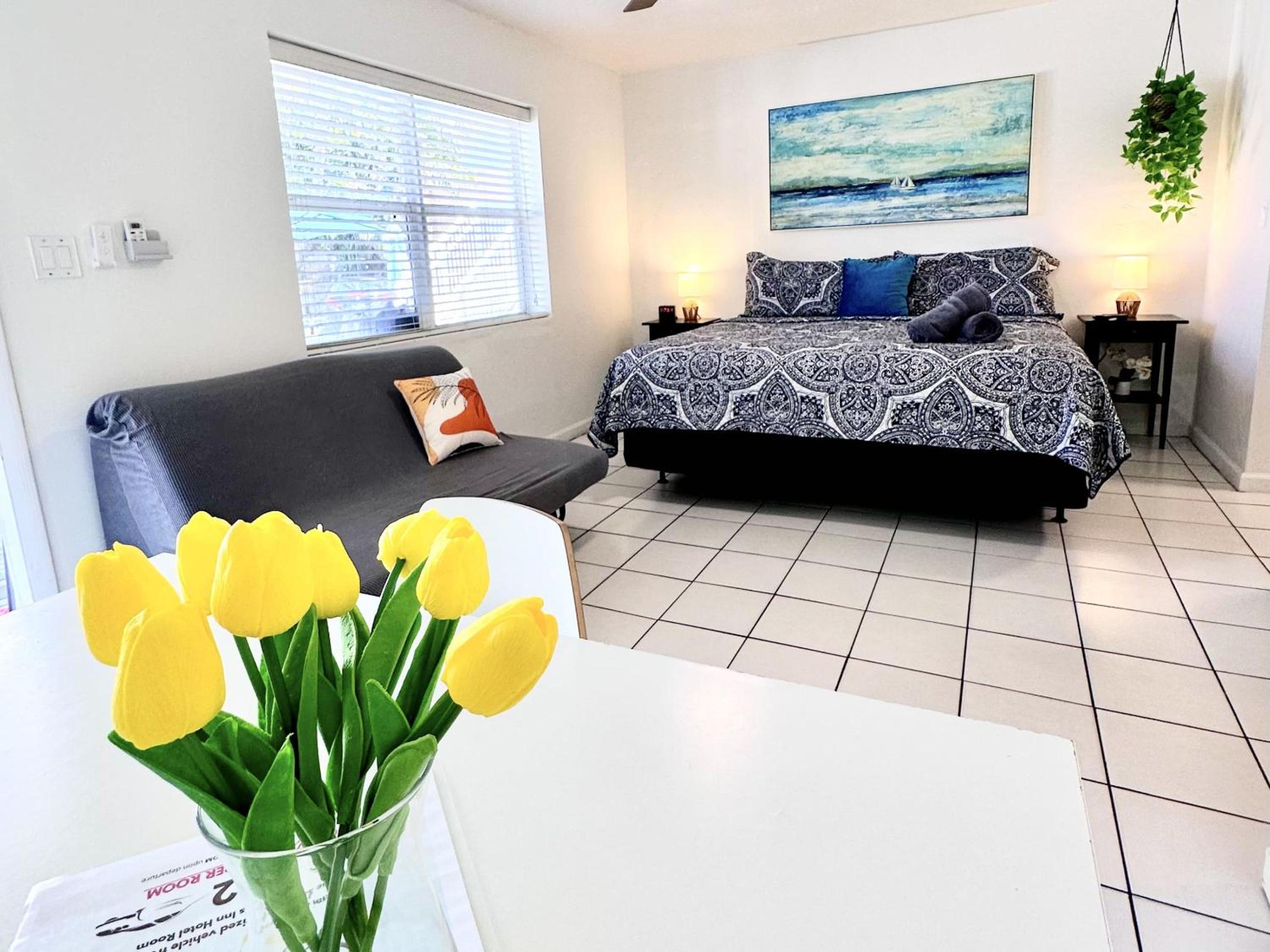 Southwinds Inn by The Gold Nests