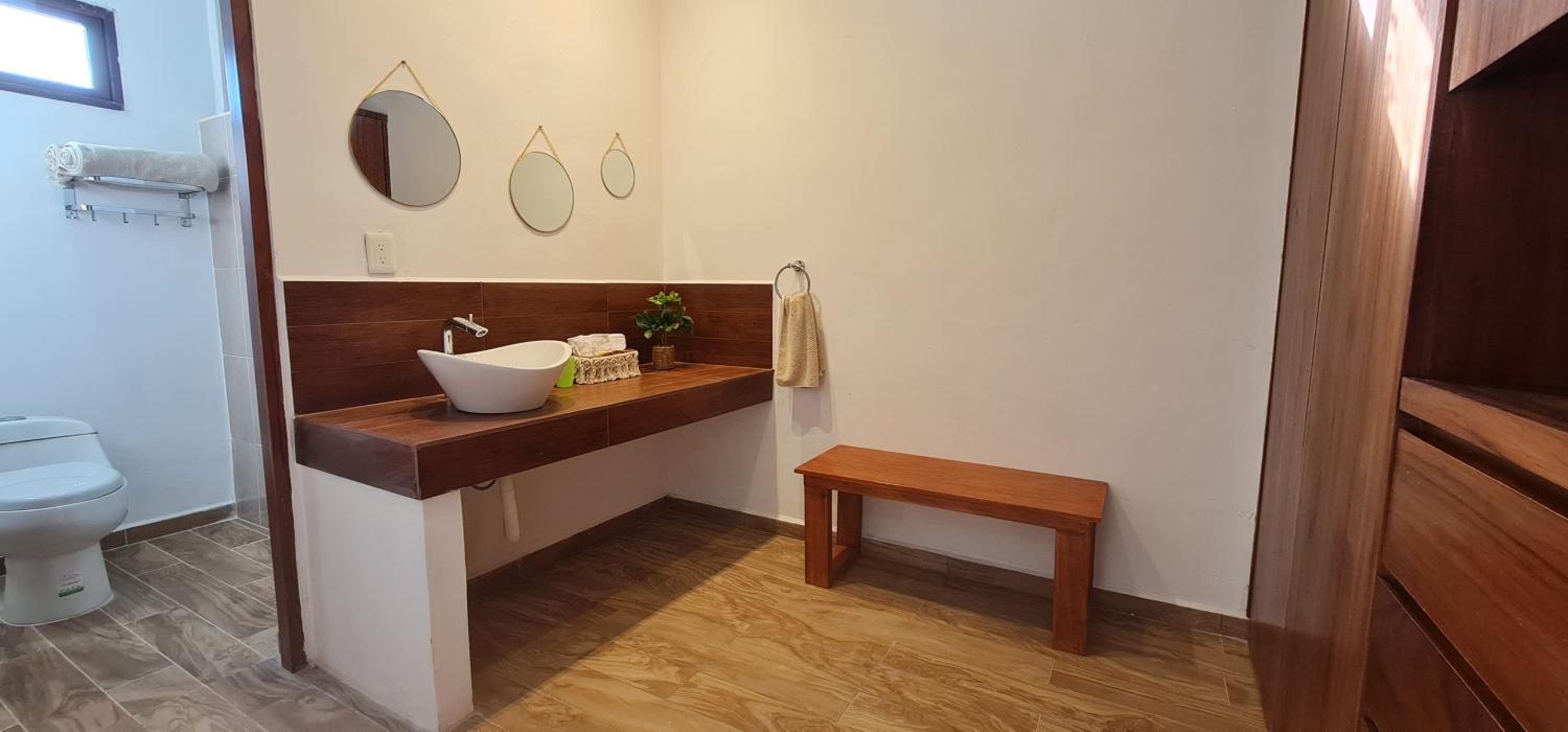 Photo 48