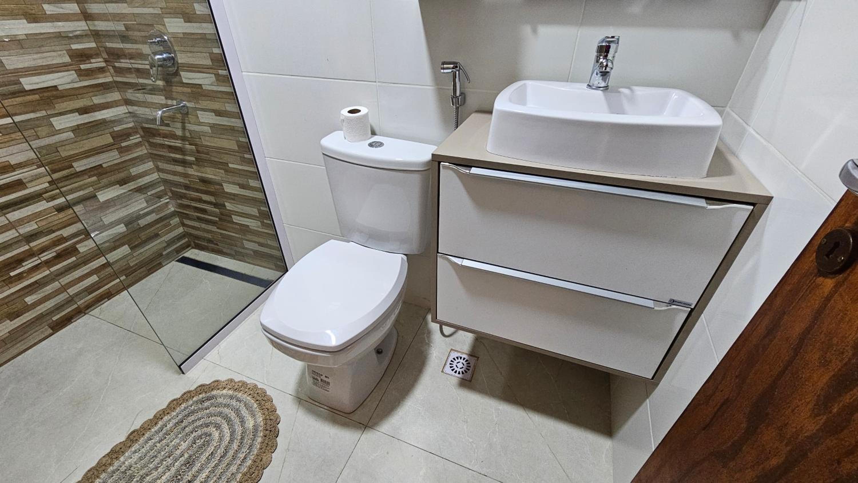 Nuevo Depto Céntrico con Pileta y Buen Internet!