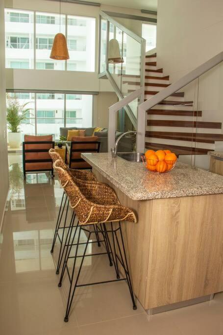 Cozy Luxury steps to the Beach