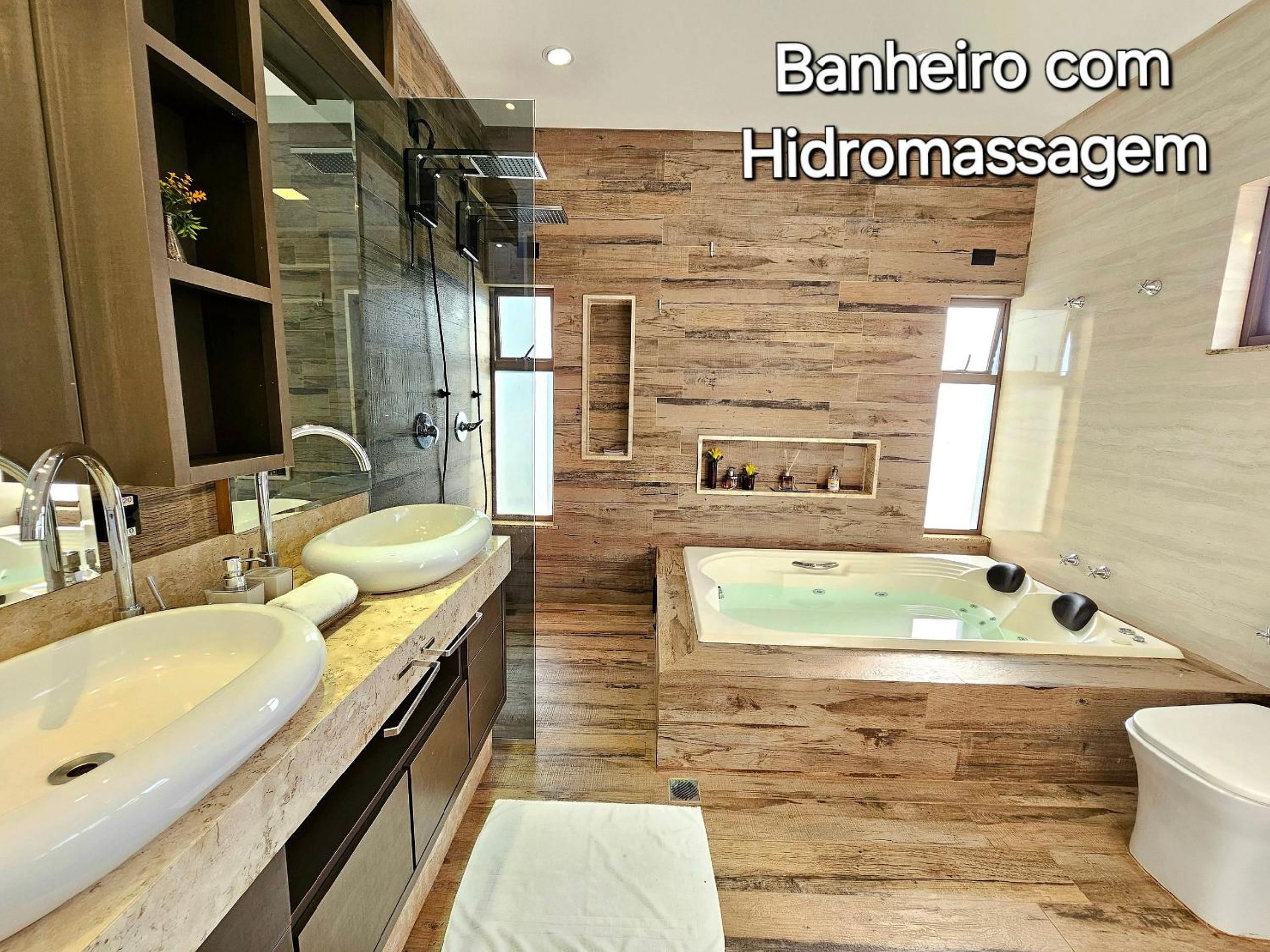 5 Quartos casa Alto Padrão Centro a 6 min Paraguai