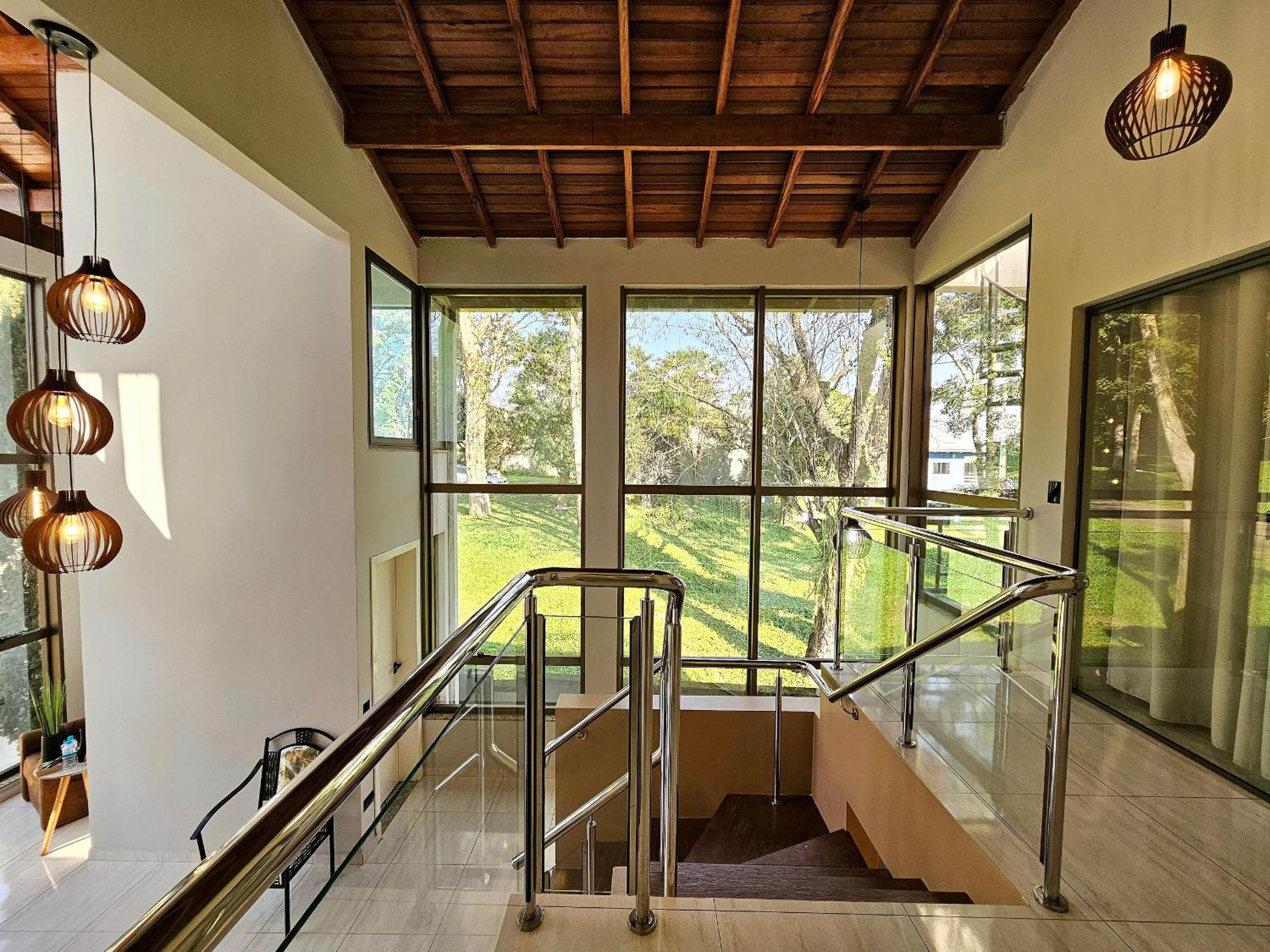 5 Quartos casa Alto Padrão Centro a 6 min Paraguai
