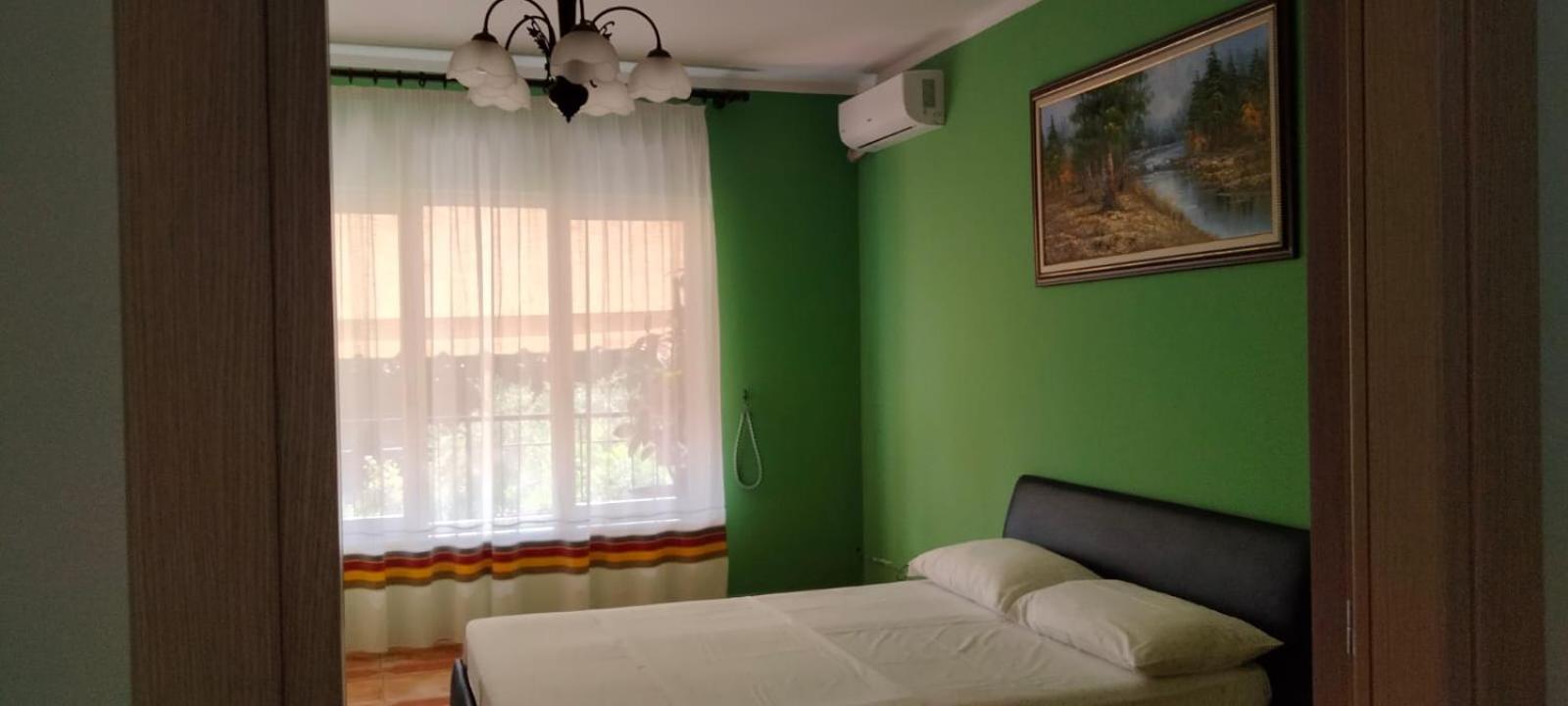 Vila Tahiri 2