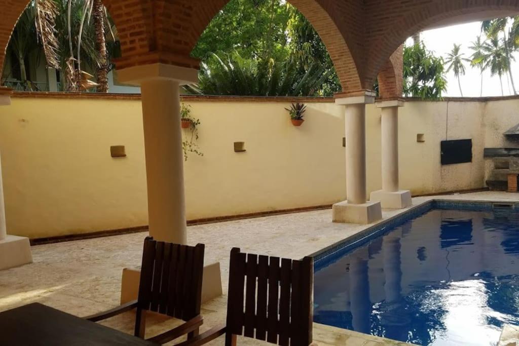 Luxury Plaza Colonial Apartment with Superior Location next to Town & Beaches
