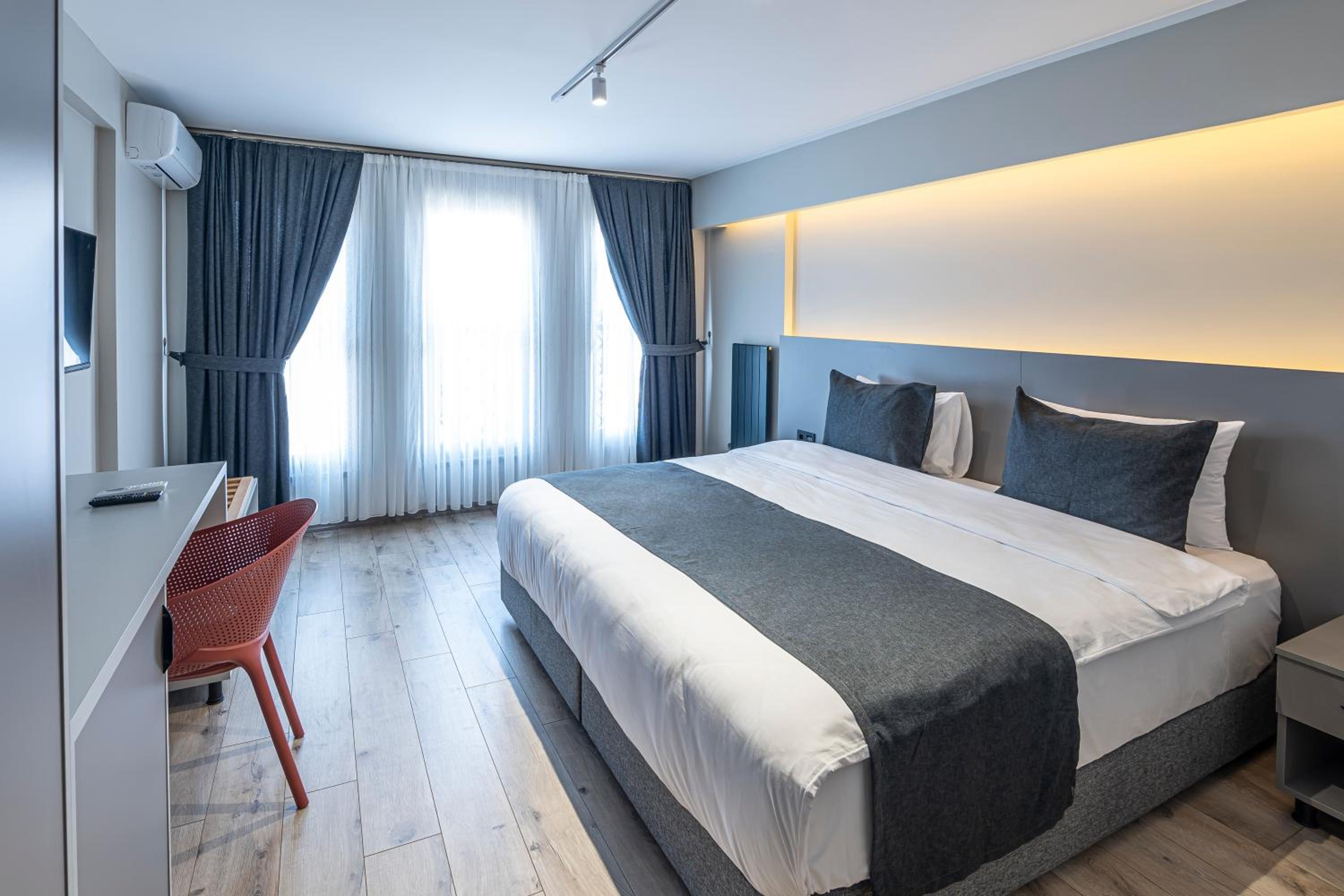 Calanthe Residence - Image 63