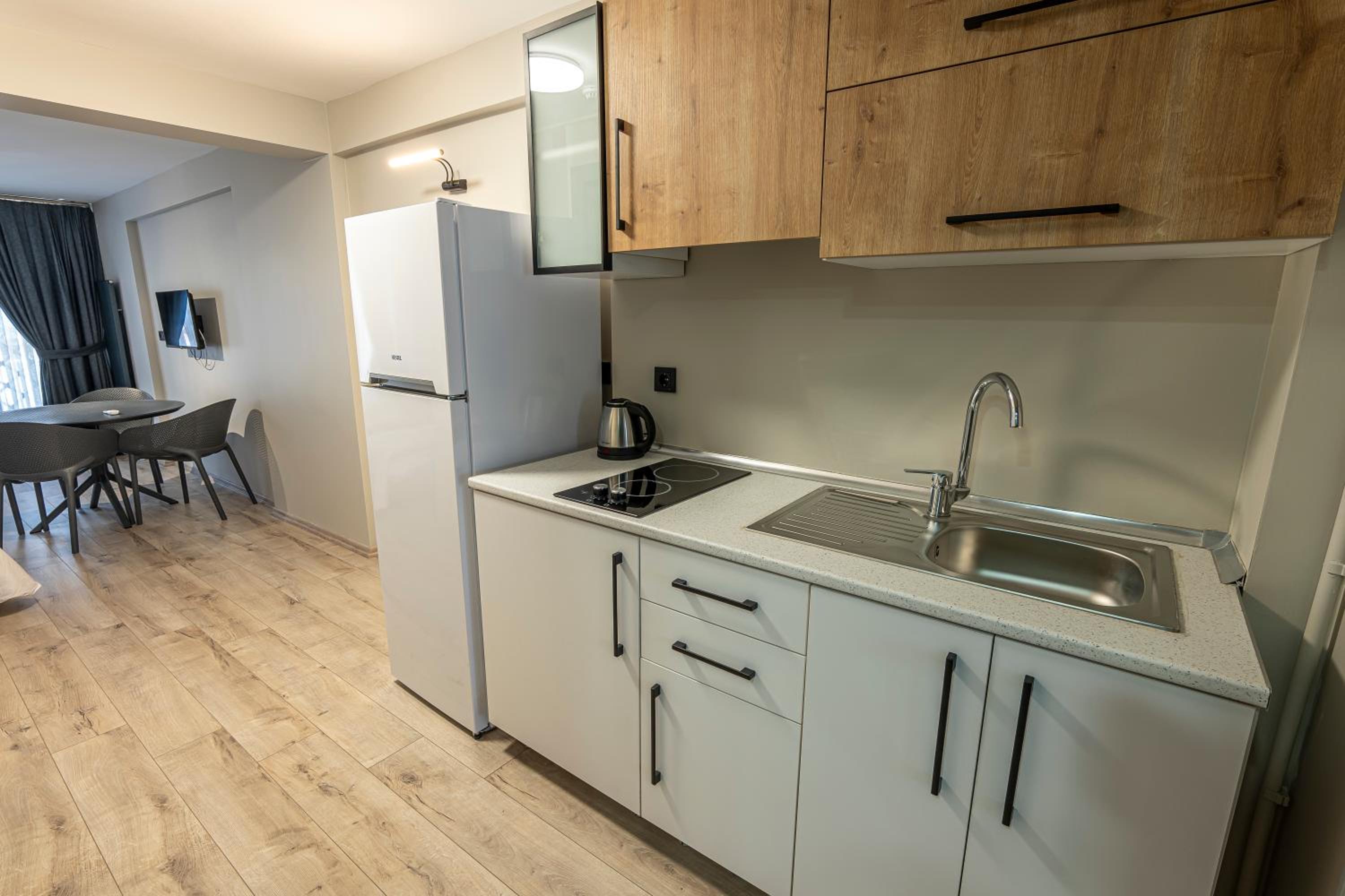 Calanthe Residence - Image 33