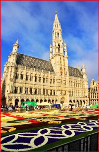 Central Brussel - steps Grand Place - local vibrant neighbourhood