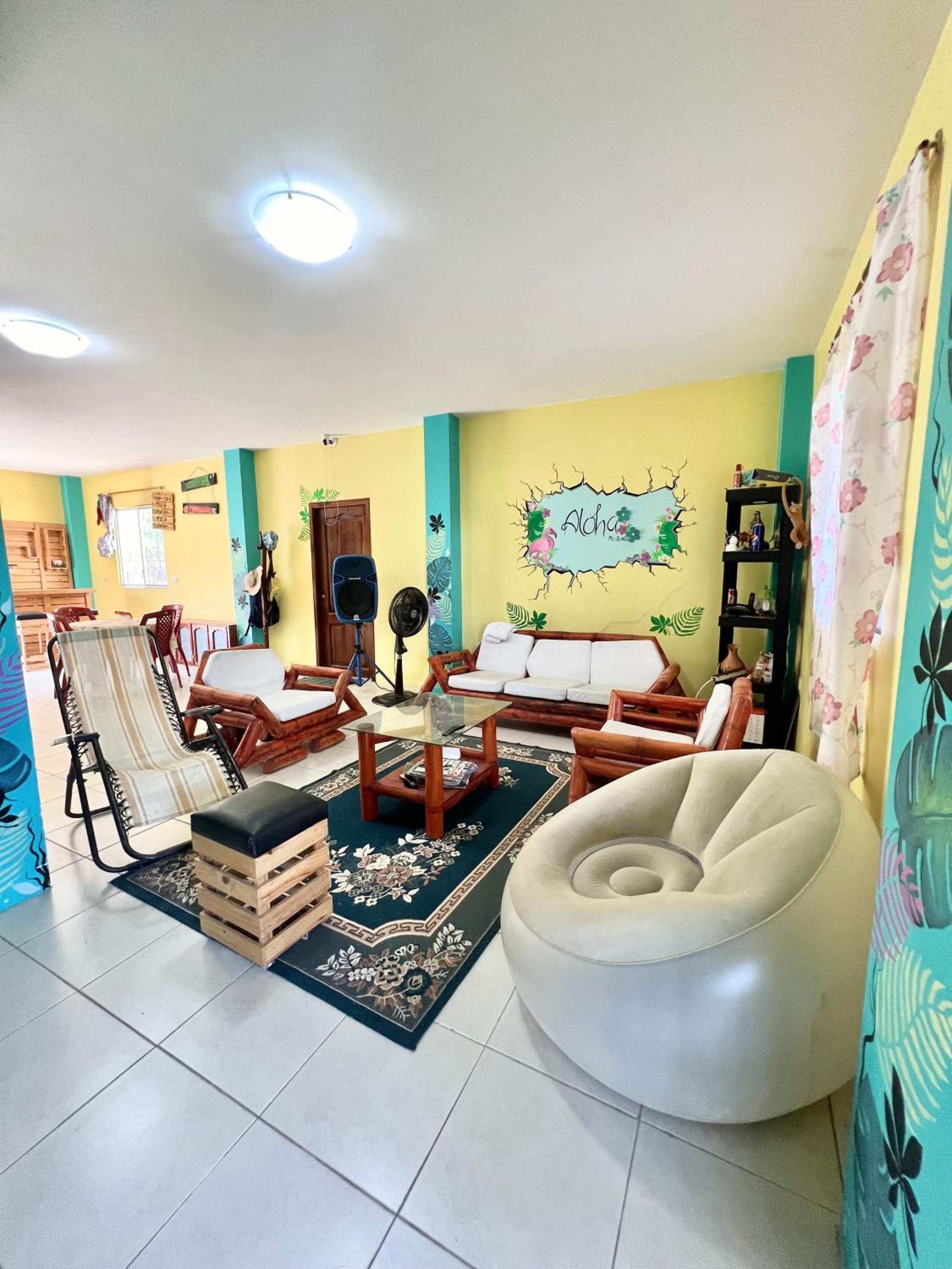 lounge
