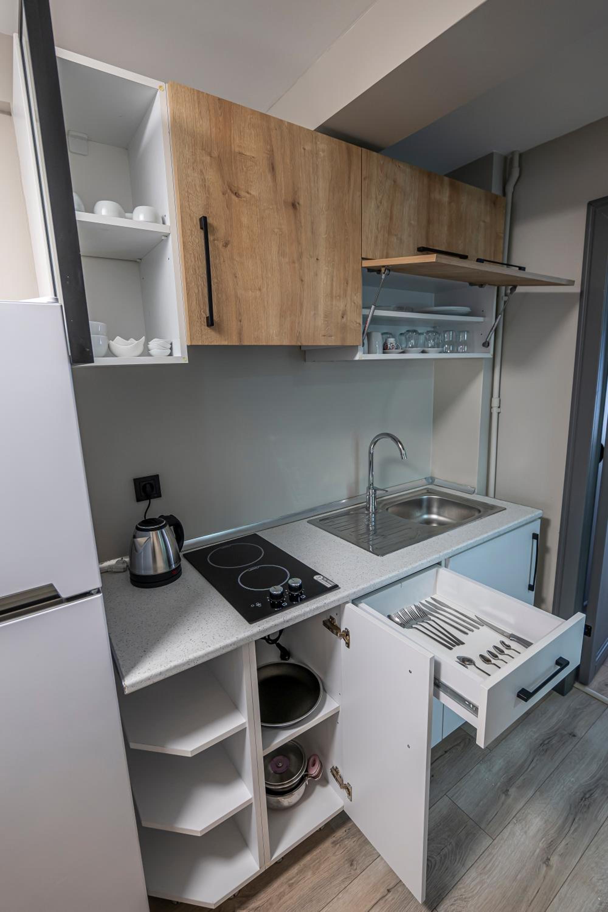 Calanthe Residence - Image 73