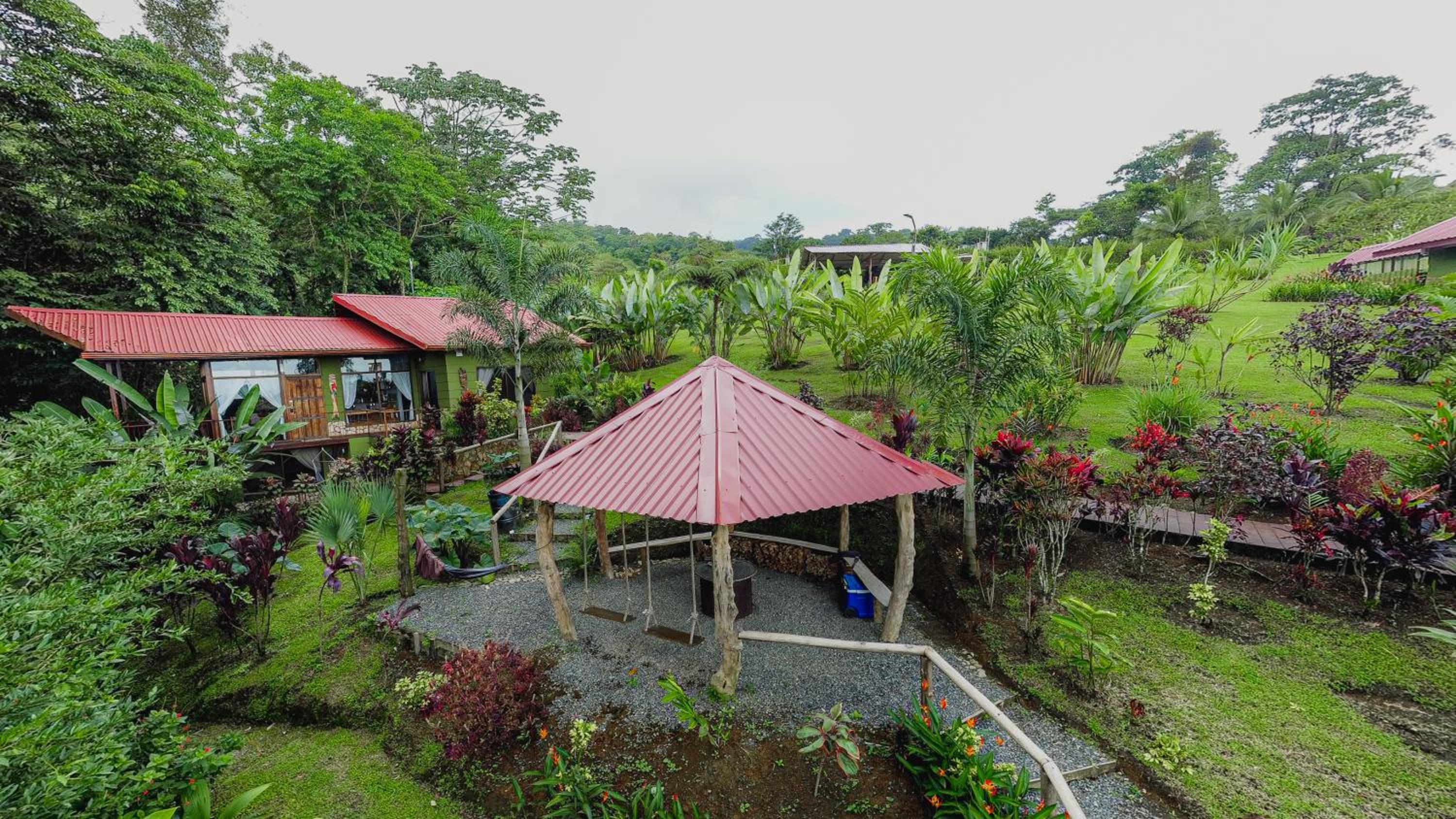 Cabañas Caeli, El Congo, La Fortuna Rainforest Glass Cabin w Suite
