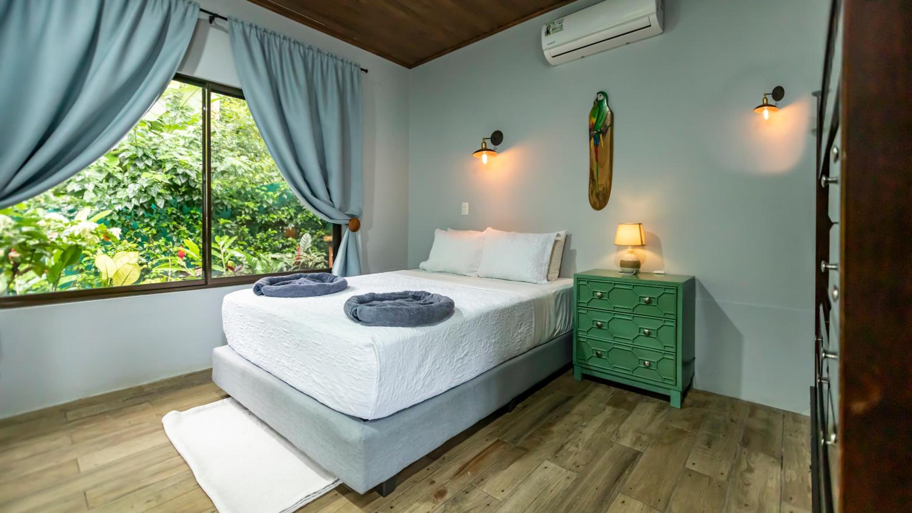 Cabañas Caeli, El Congo, La Fortuna Rainforest Glass Cabin w Suite