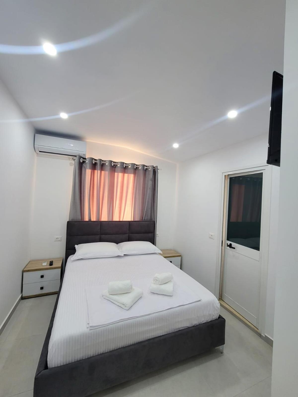 CACA Hotel