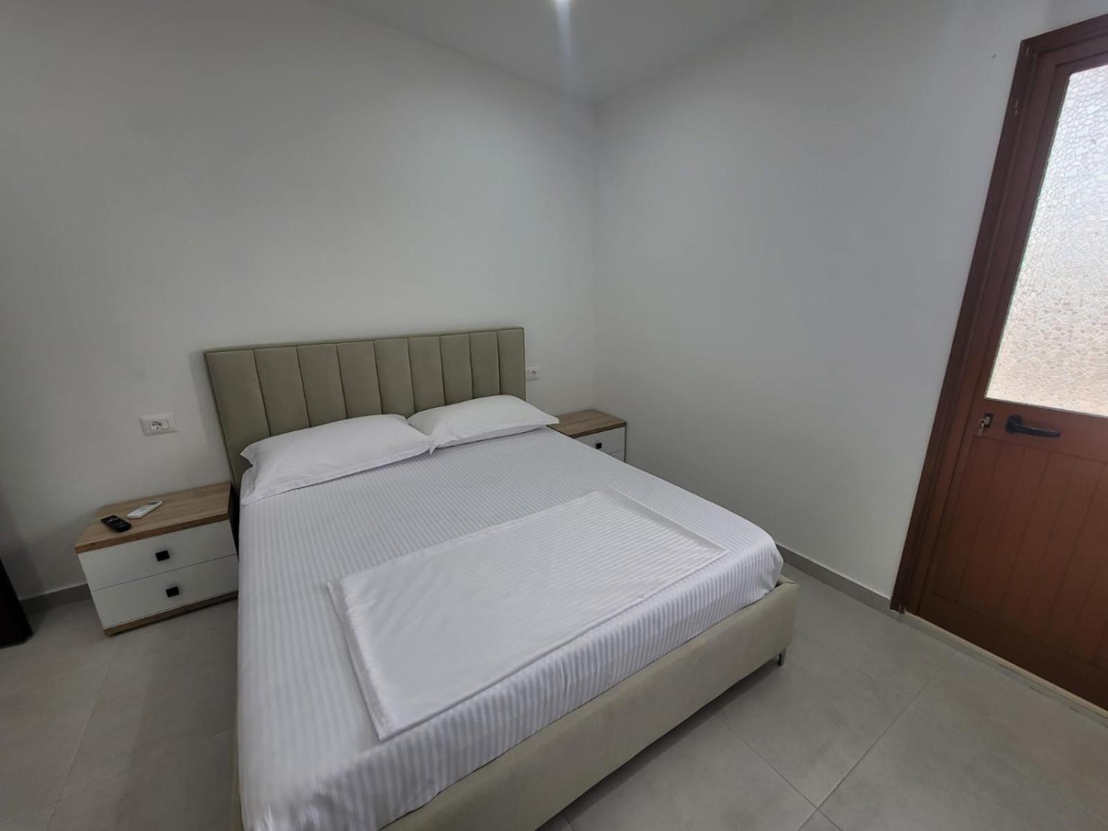 CACA Hotel