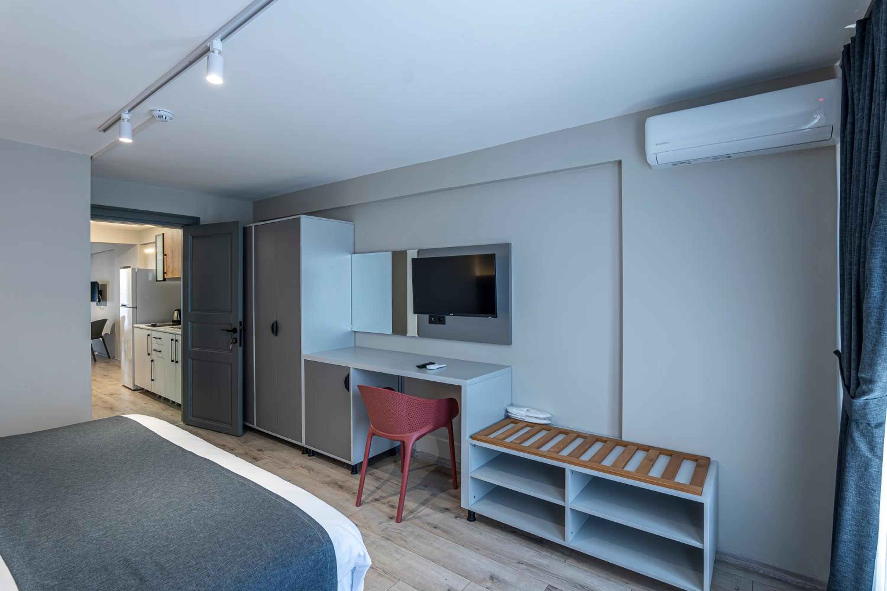 Calanthe Residence - Image 79