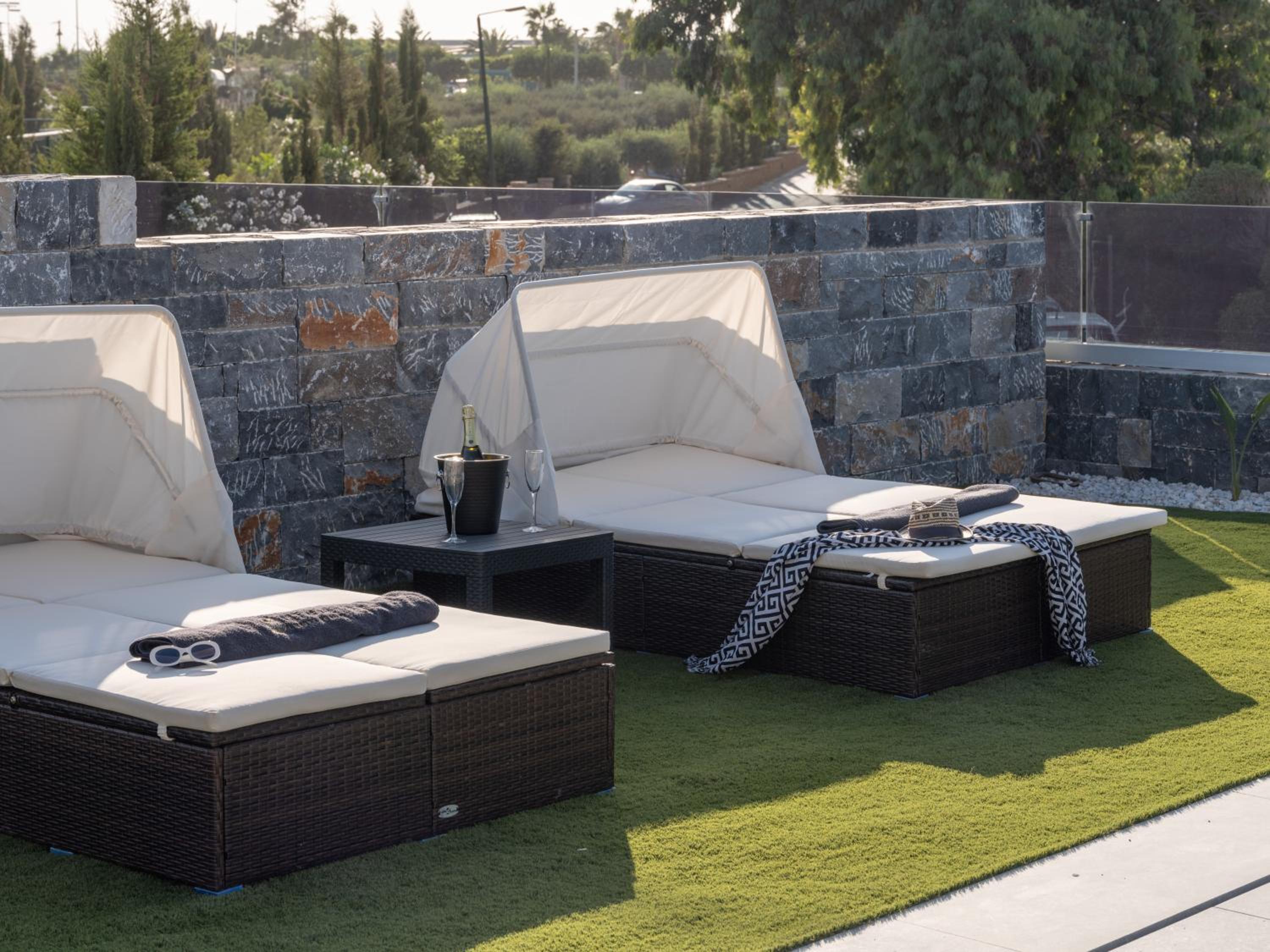 Lithos Luxury Resort photo 2